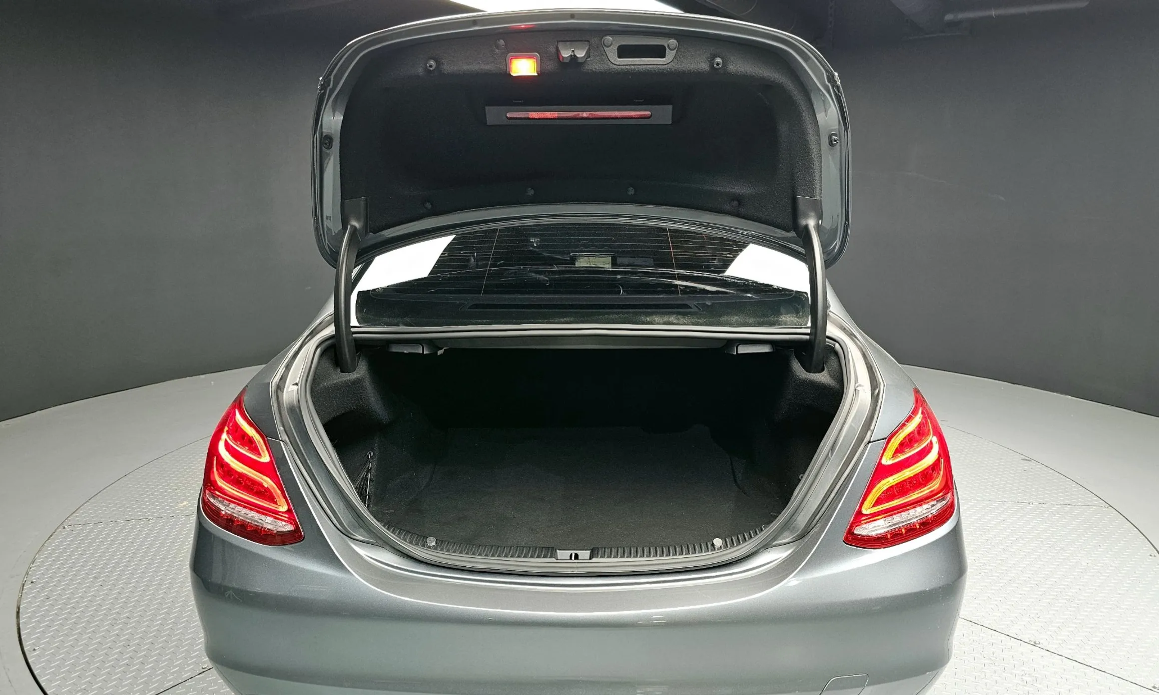 Mercedes Benz C-Class W205 превью 20