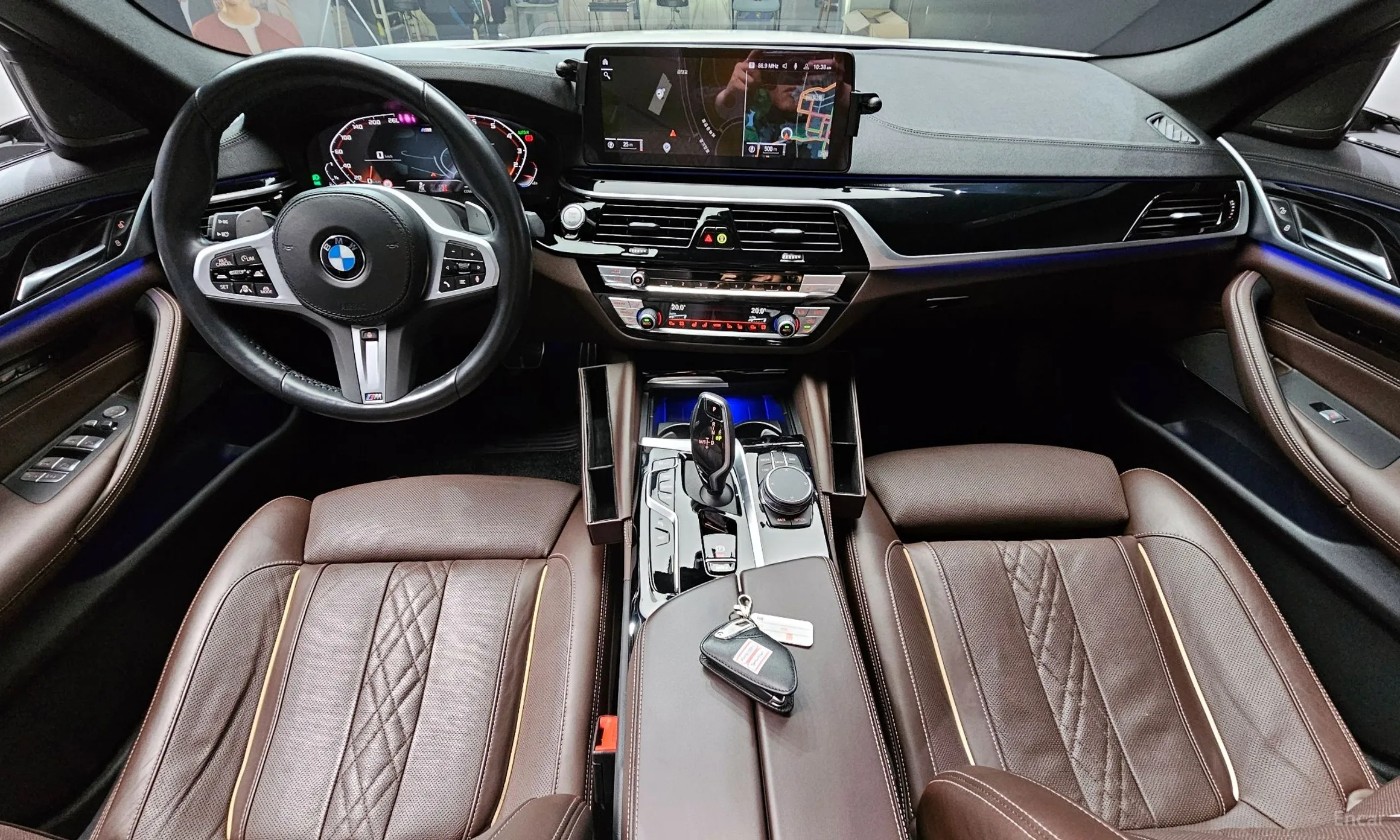 BMW 5 Series (G30) превью 7