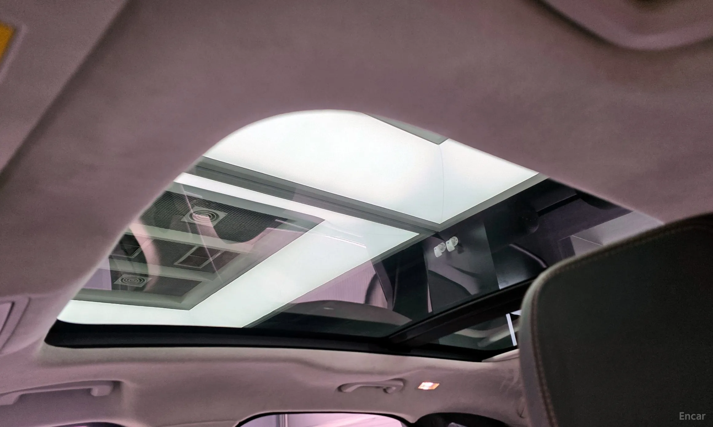 Jaguar F-PACE превью 19