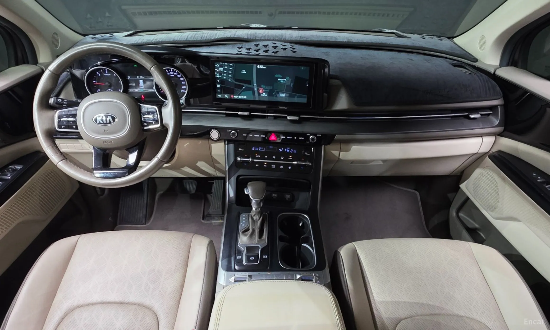 Kia Carnival Gen 4 превью 7