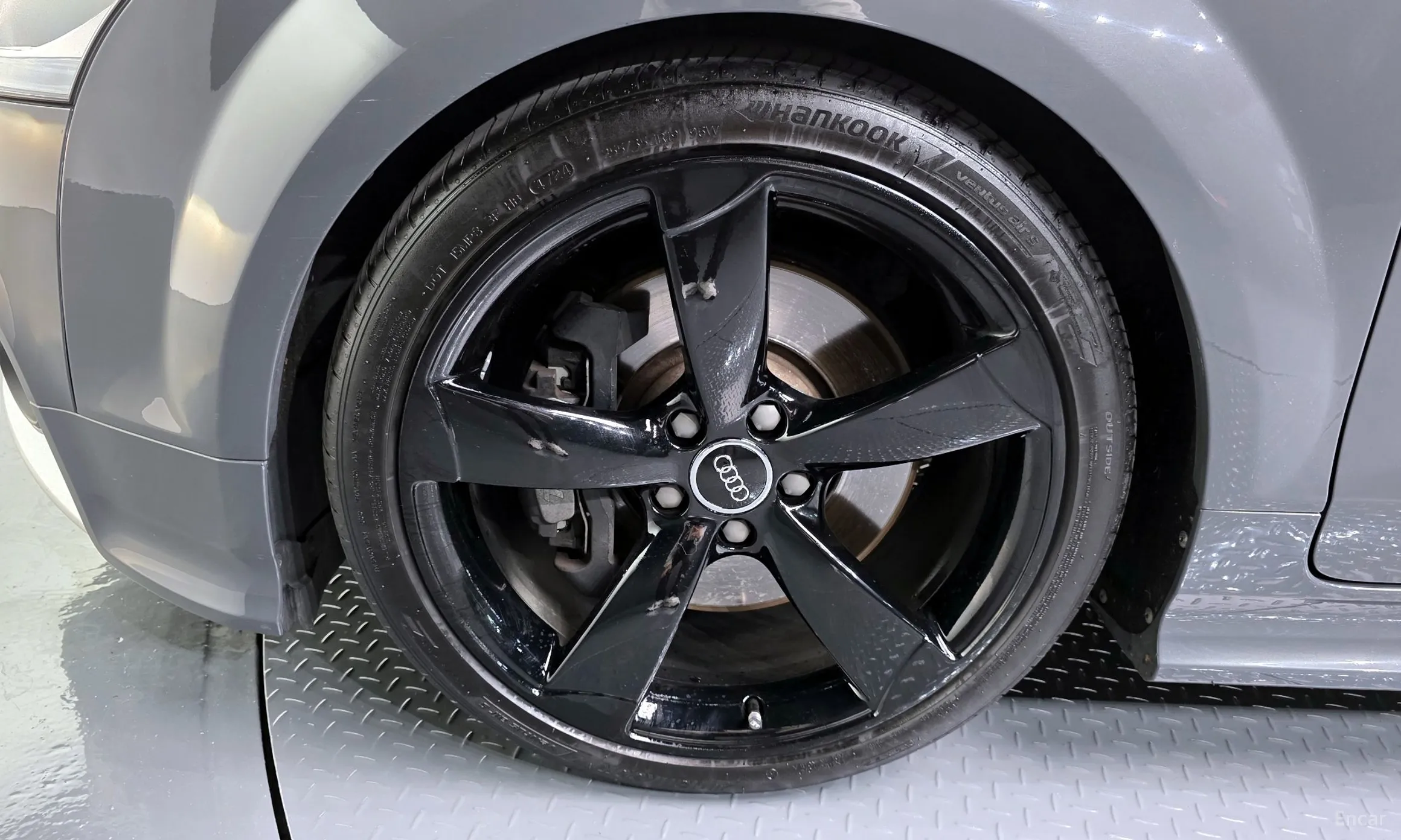 Audi TTS превью 5