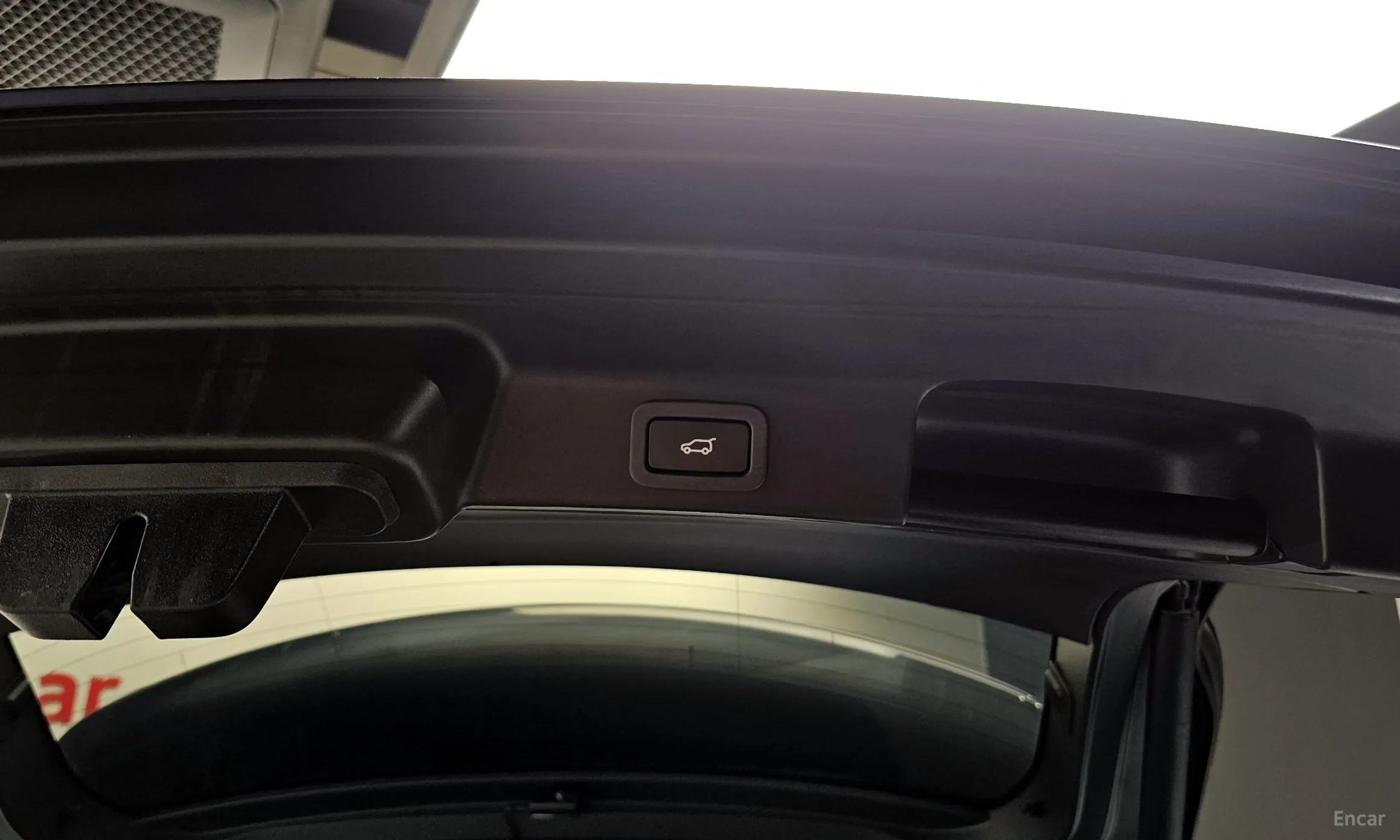 Jaguar F-PACE превью 20