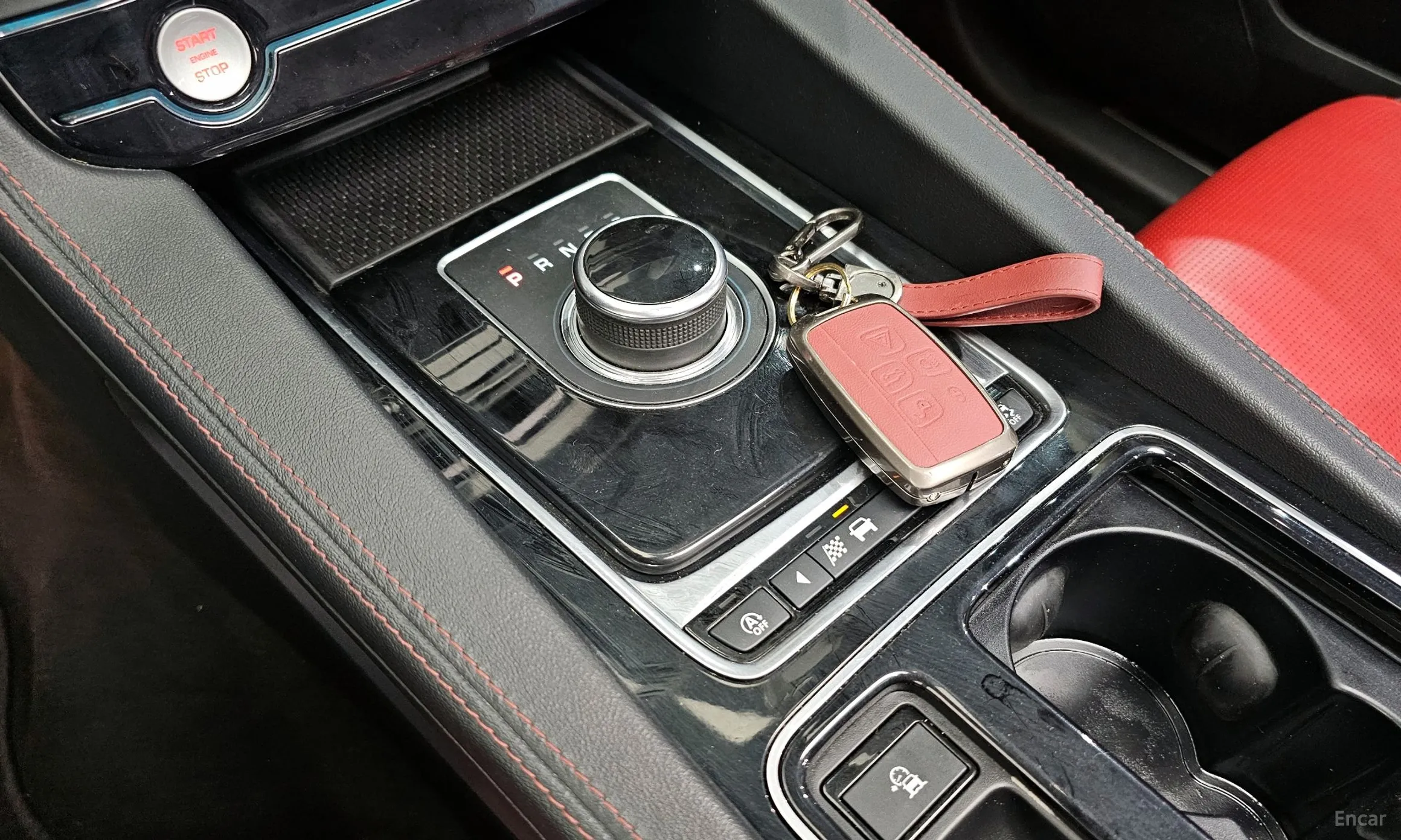 Jaguar F-PACE превью 9