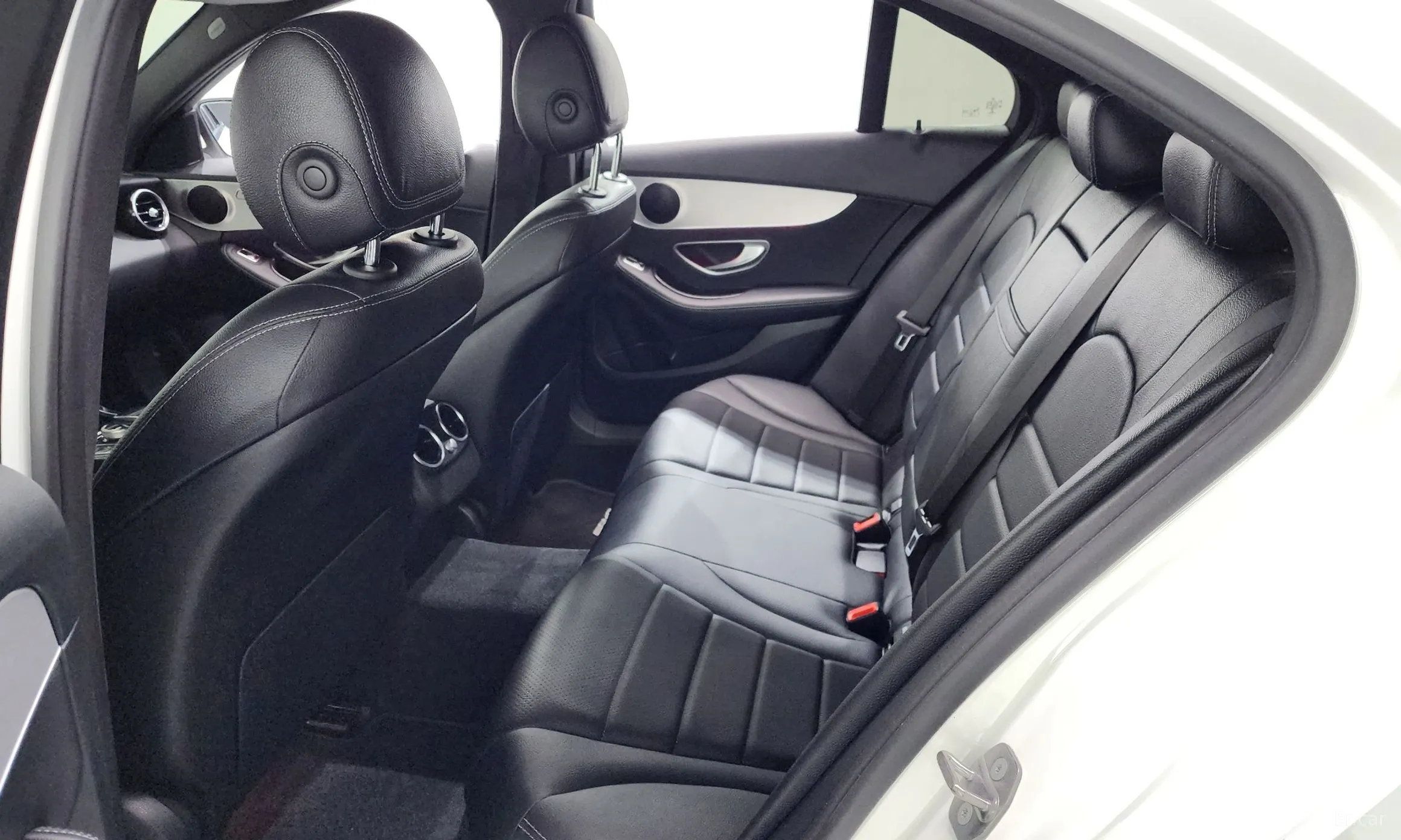Mercedes Benz C-Class W205 превью 11