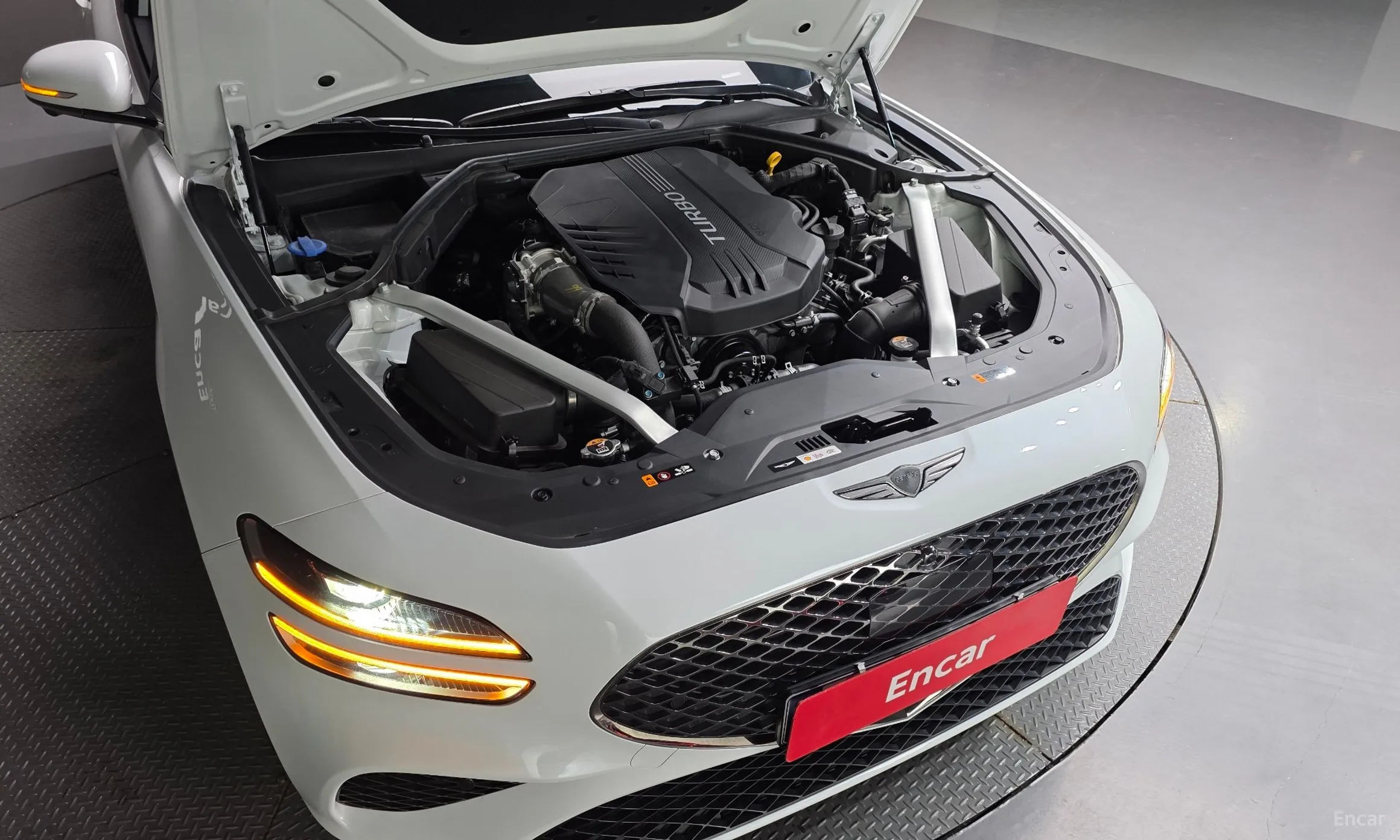 Genesis G70 превью 6