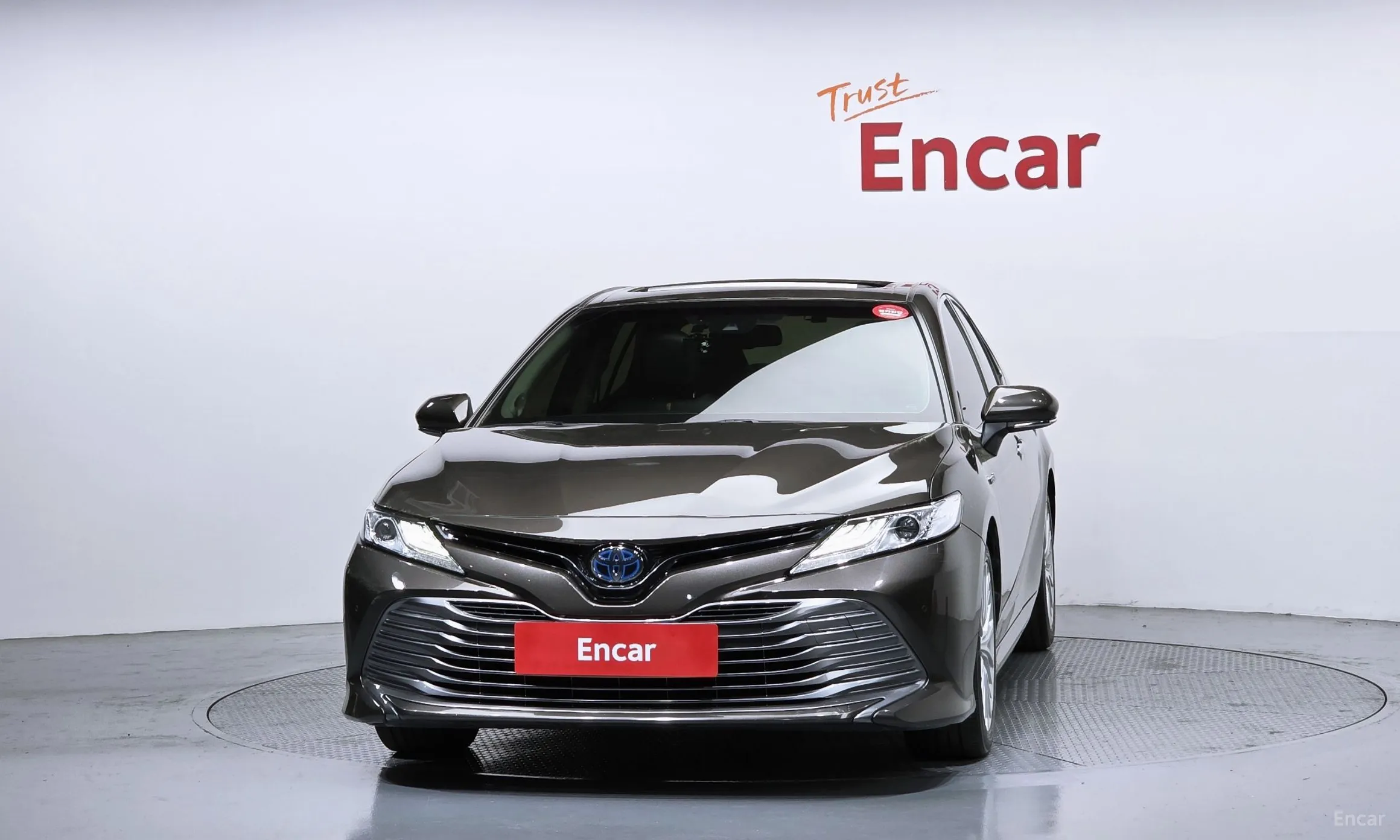 Toyota Camry (XV70) превью 3