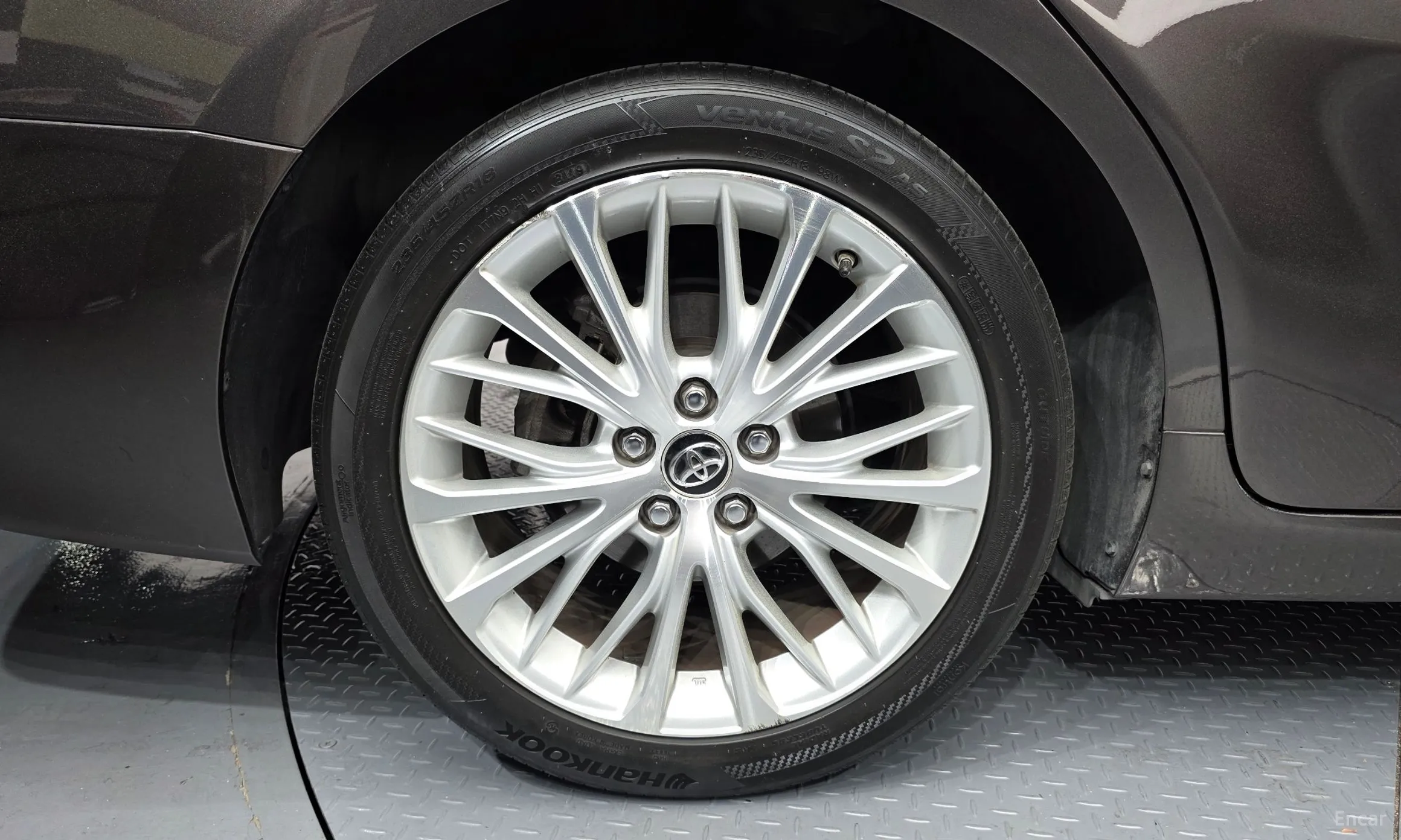 Toyota Camry (XV70) превью 5