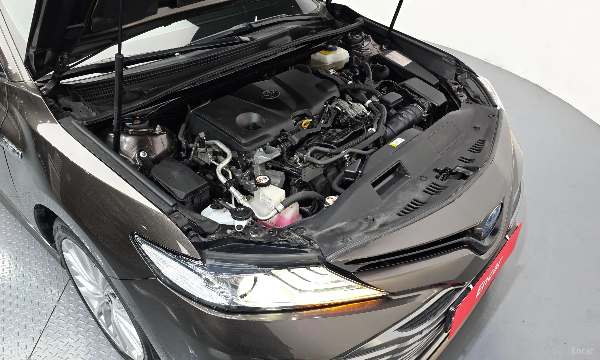 Toyota Camry (XV70) превью 6