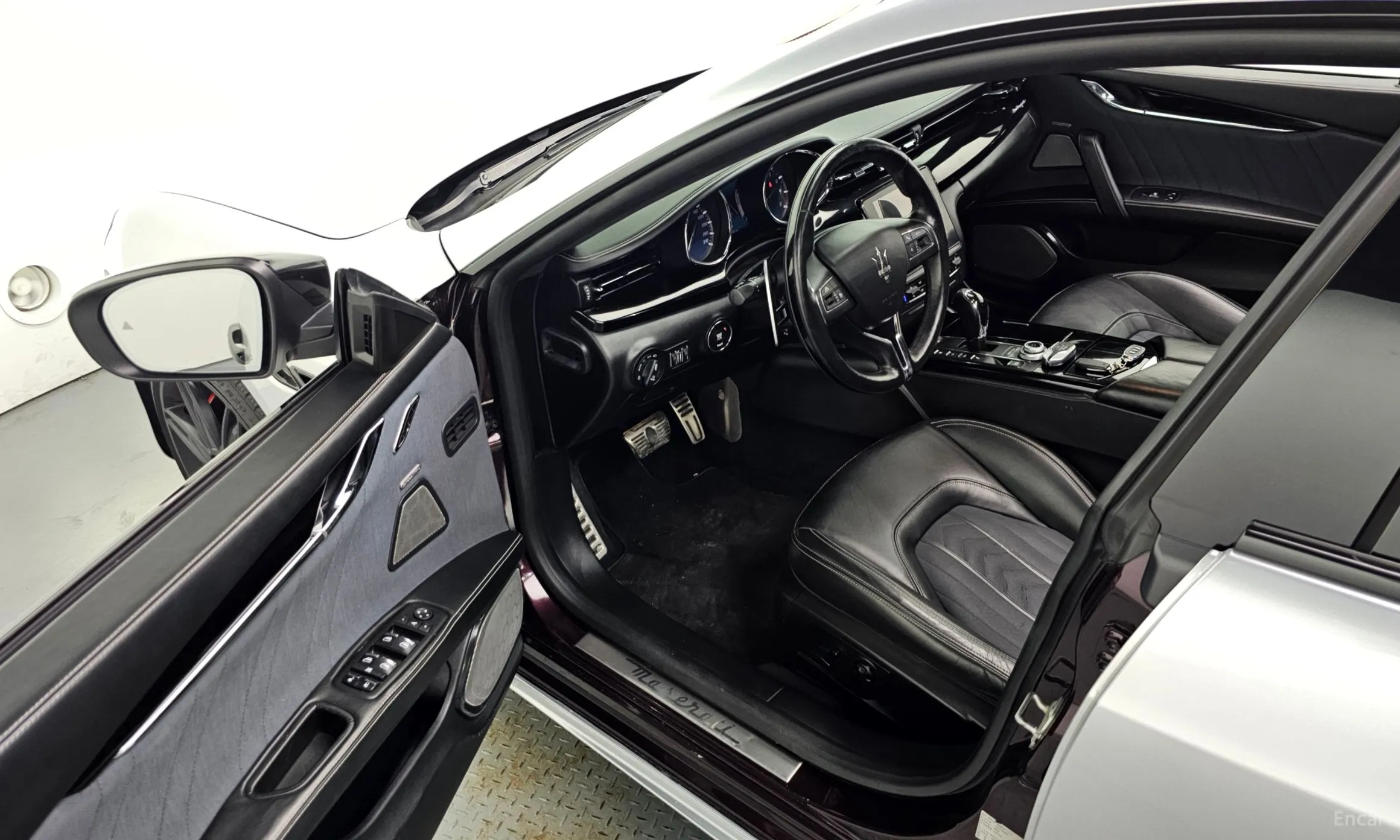Maserati Quattroporte превью 10