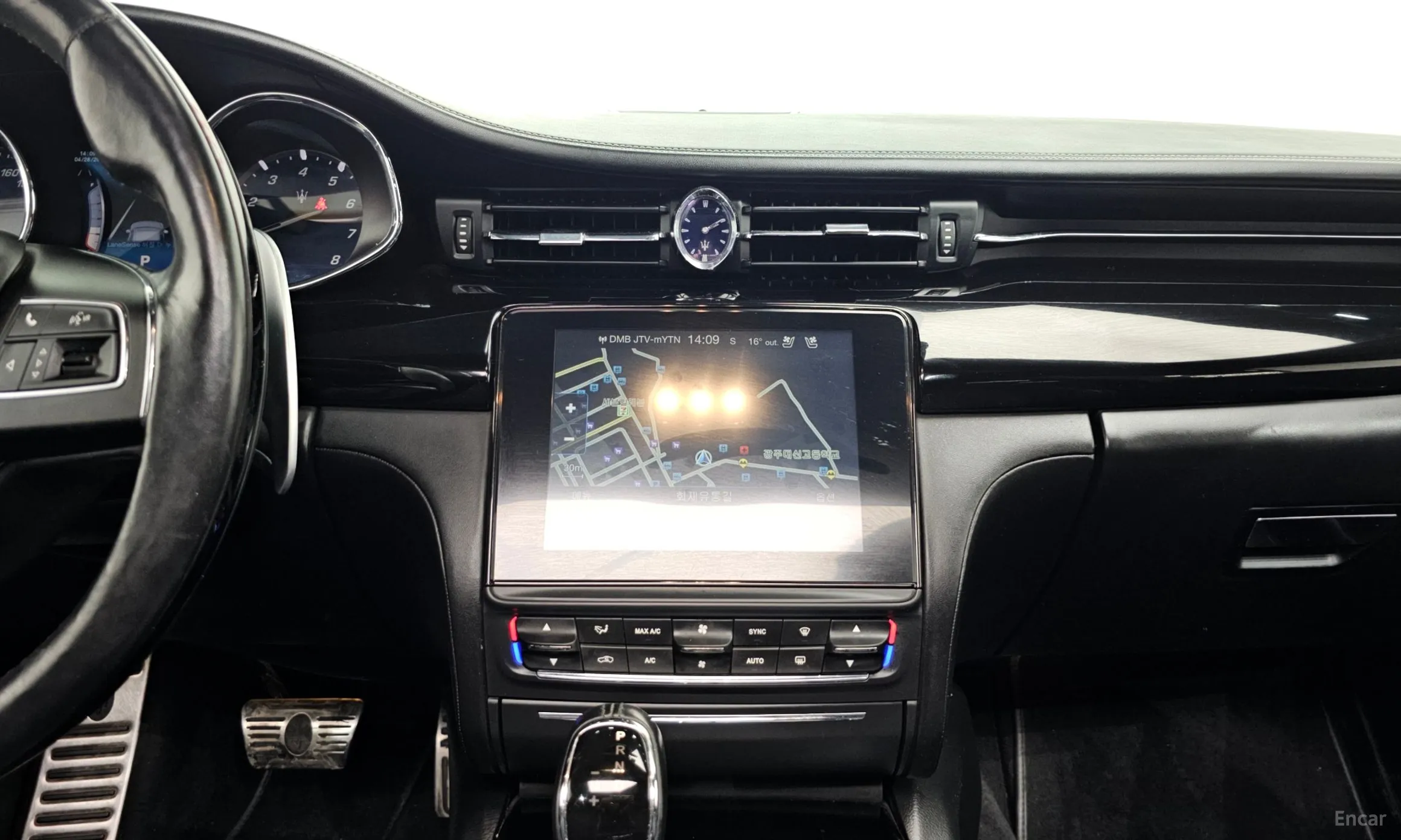 Maserati Quattroporte превью 12