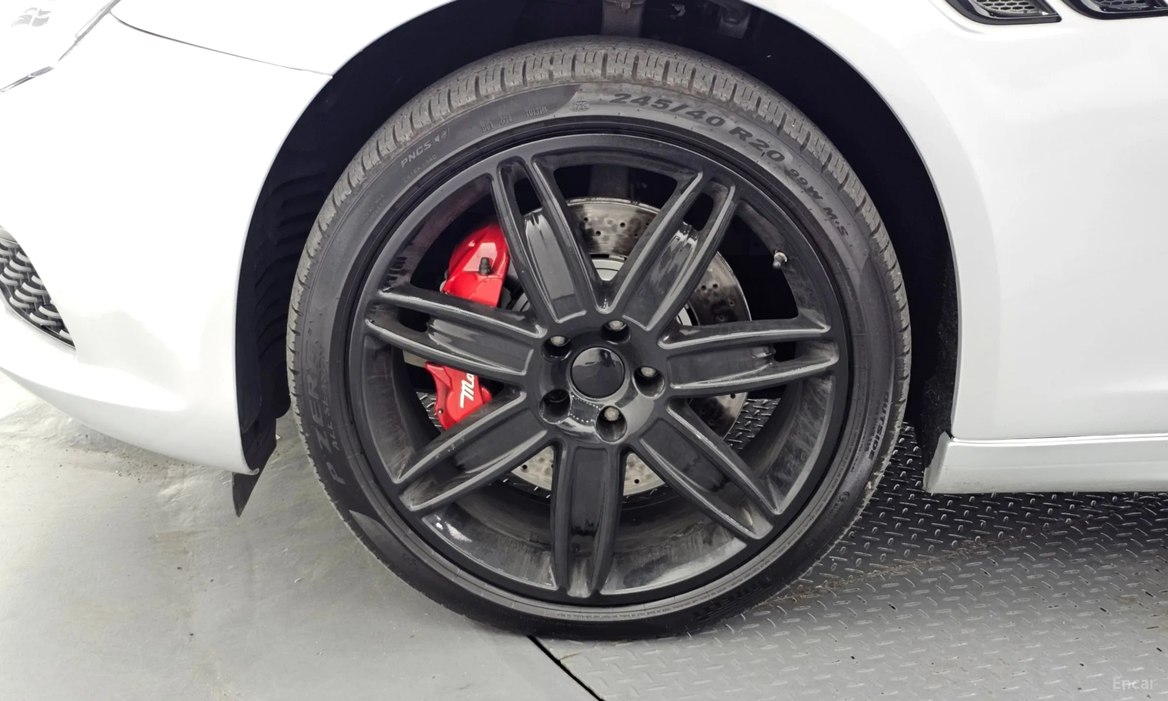 Maserati Quattroporte превью 5