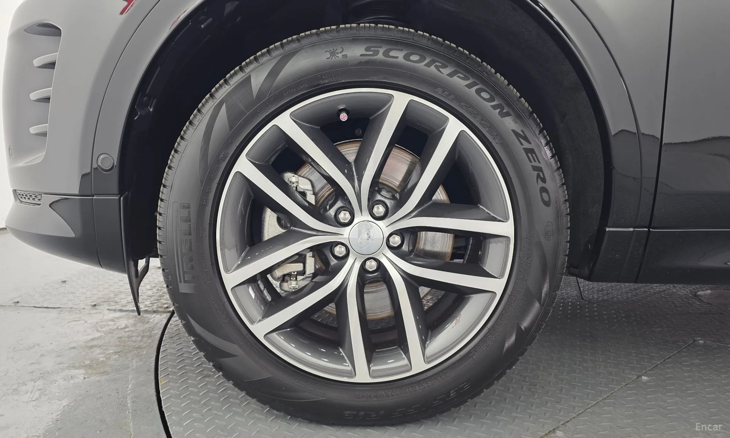 Land Rover Discovery Sports превью 9