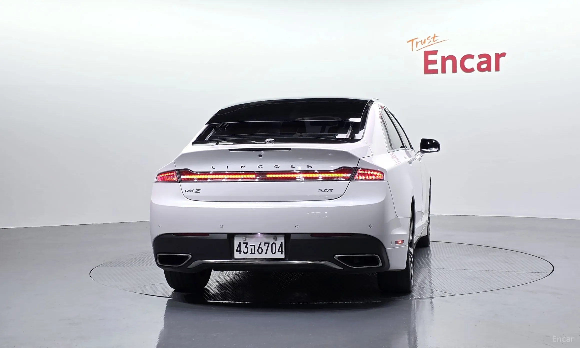 Lincoln New MKZ превью 4