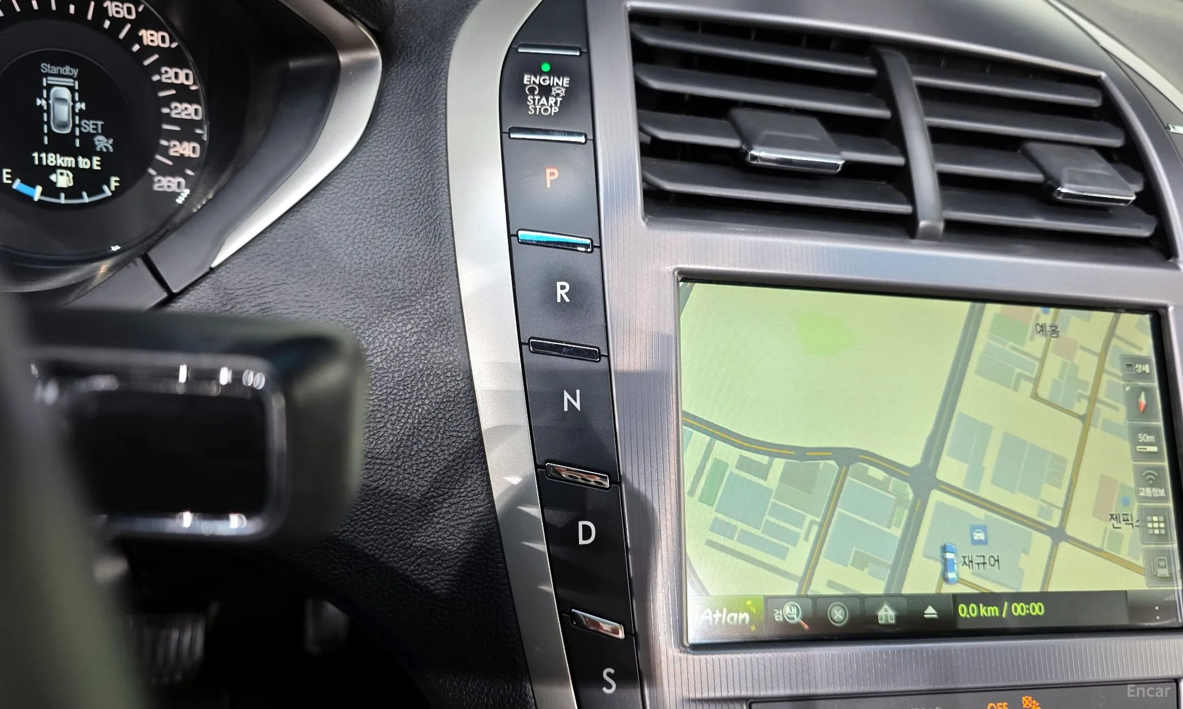 Lincoln New MKZ превью 9
