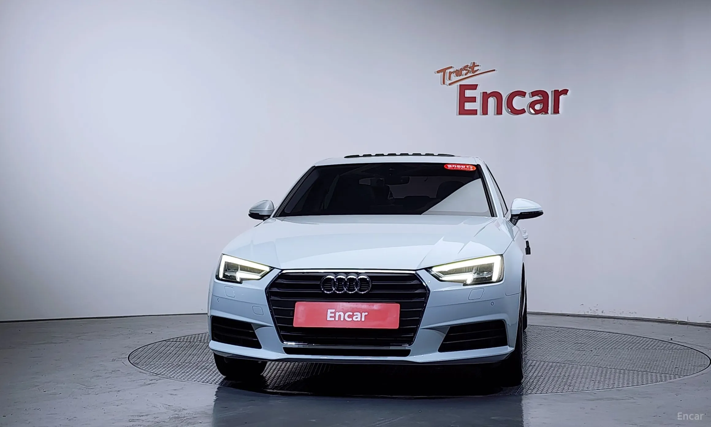 Audi A4 (B9) превью 3