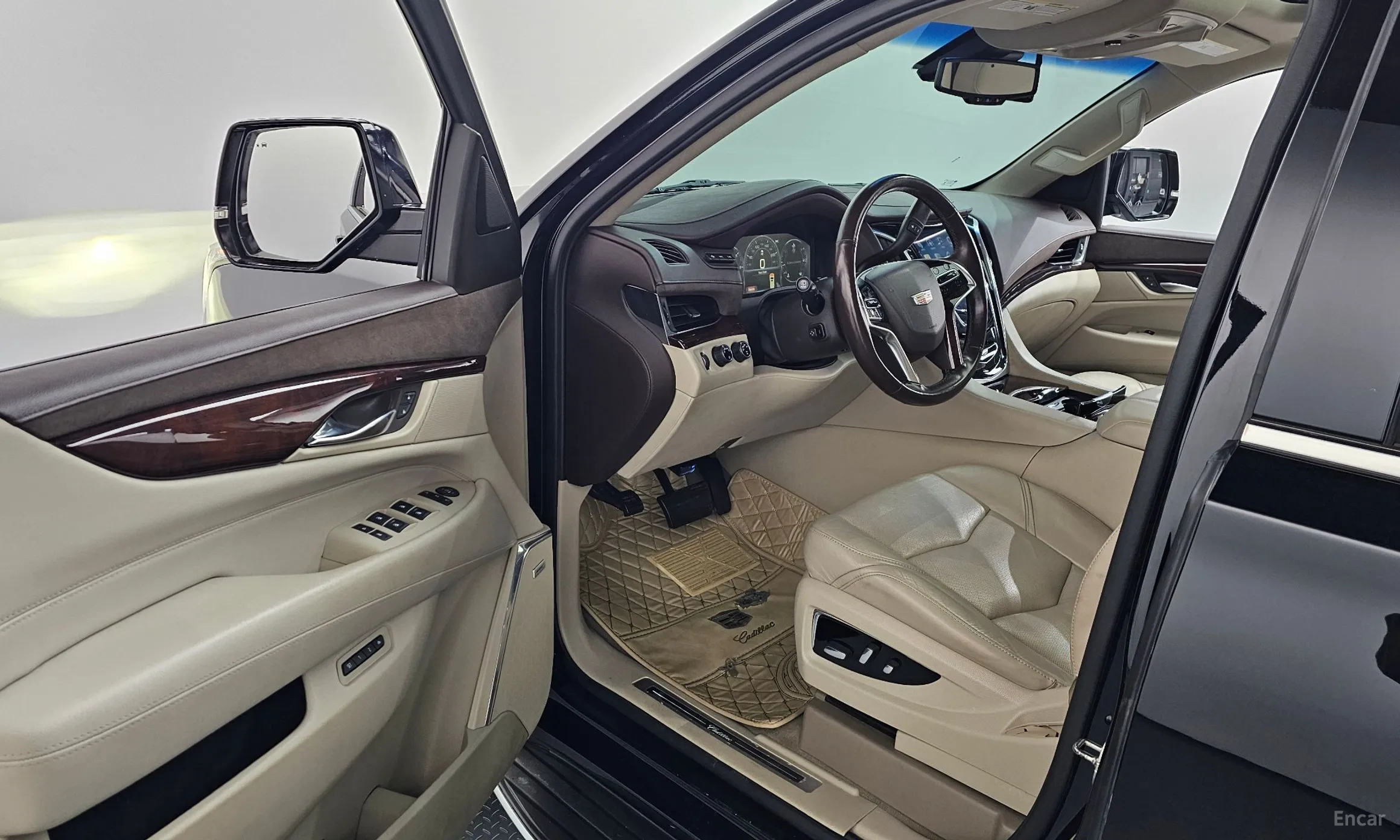 Cadillac Escalade превью 10