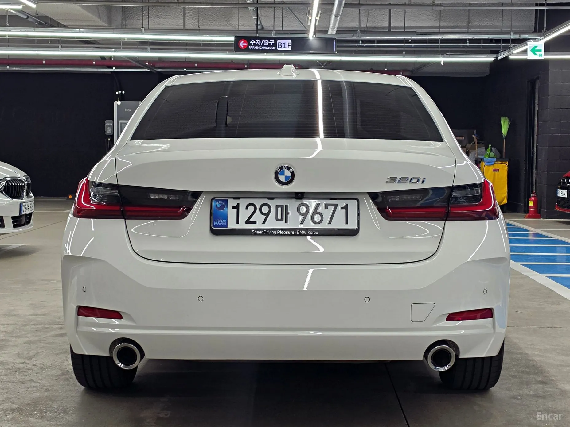 BMW 3 Series (G20) превью 4