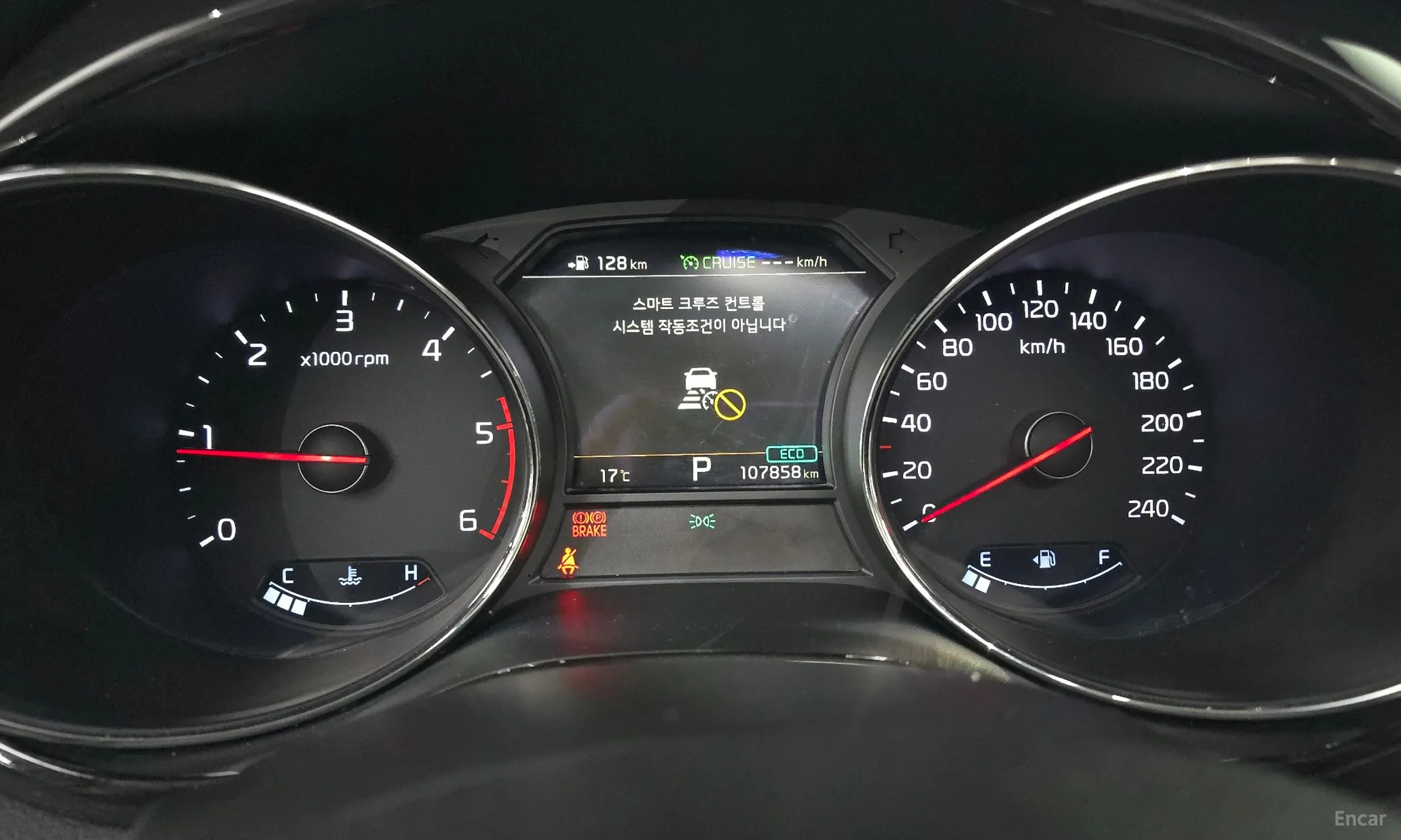 Kia Carnival превью 8