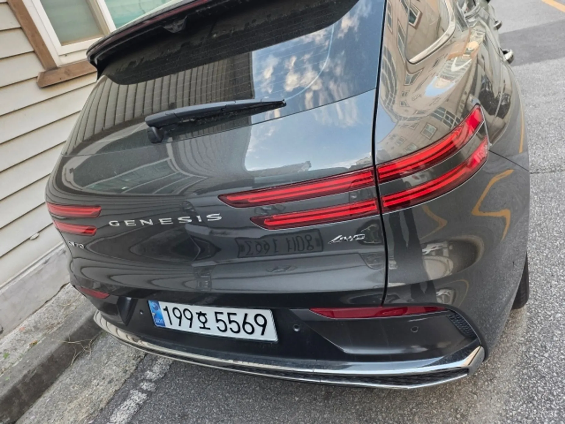 Genesis GV70 превью 3