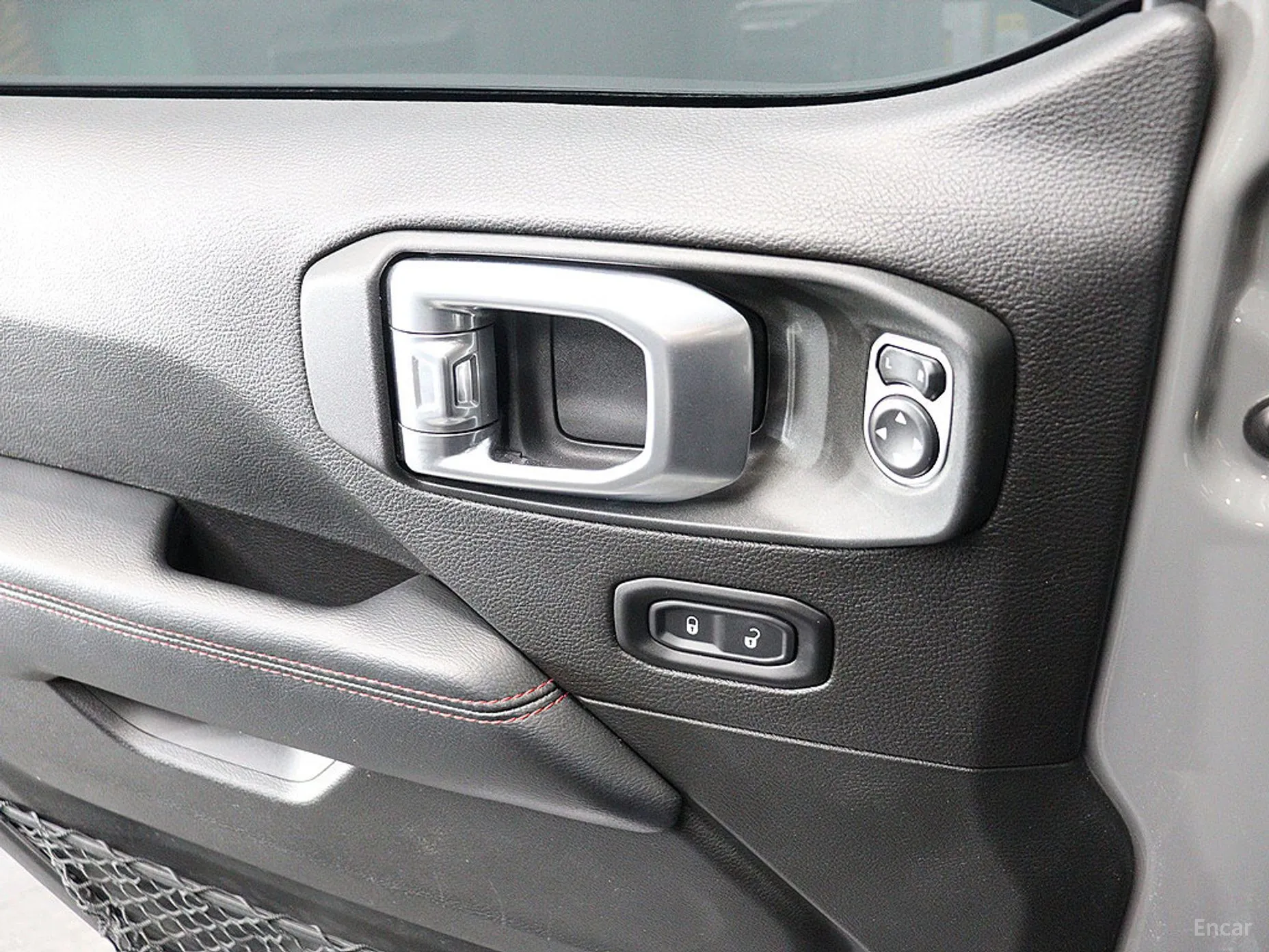 Jeep Wrangler (JL) превью 14