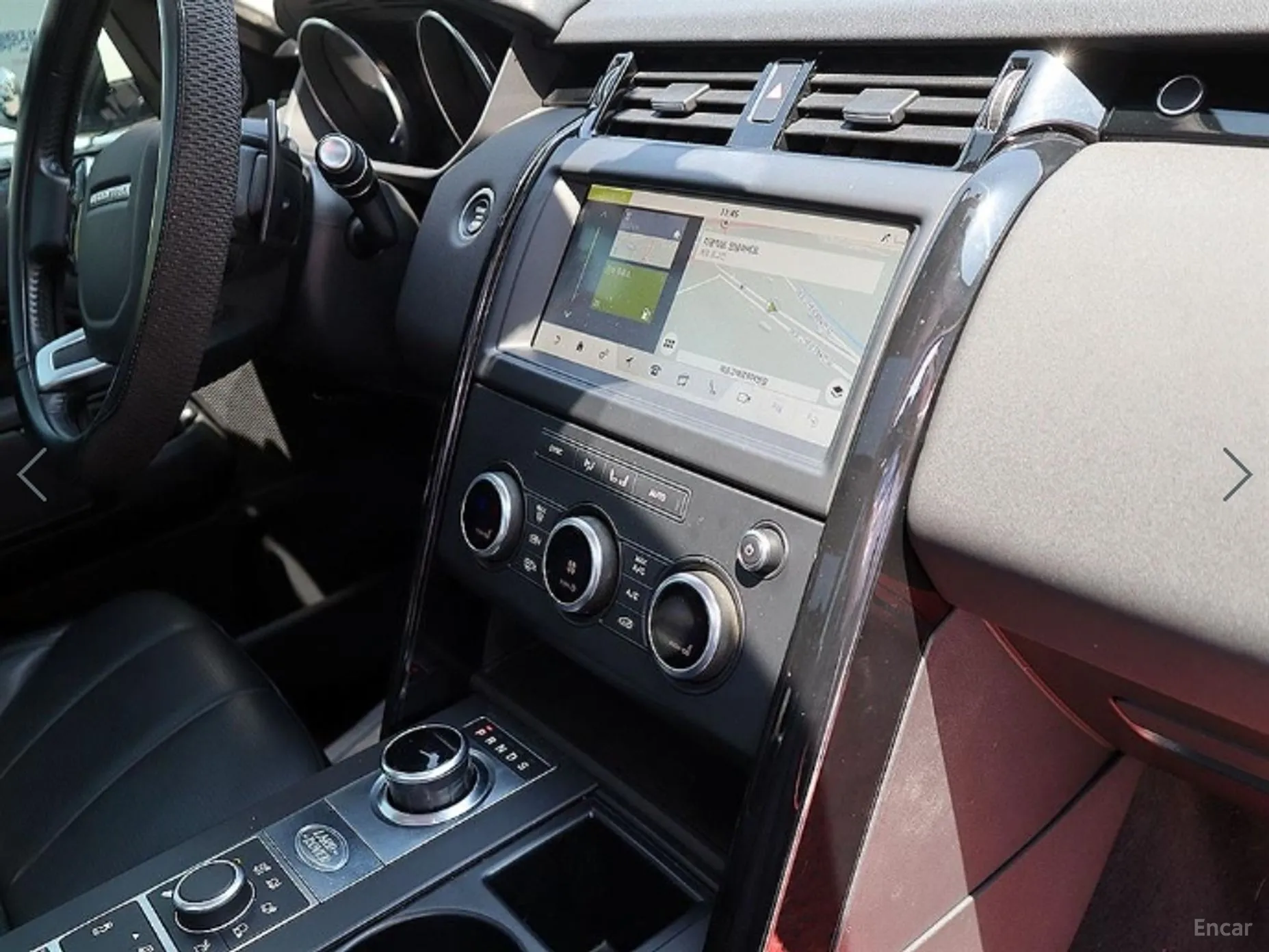 Land Rover Discovery 5 превью 11