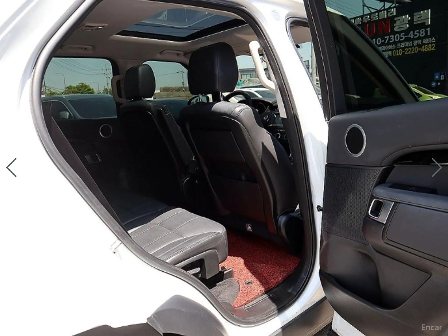 Land Rover Discovery 5 превью 14