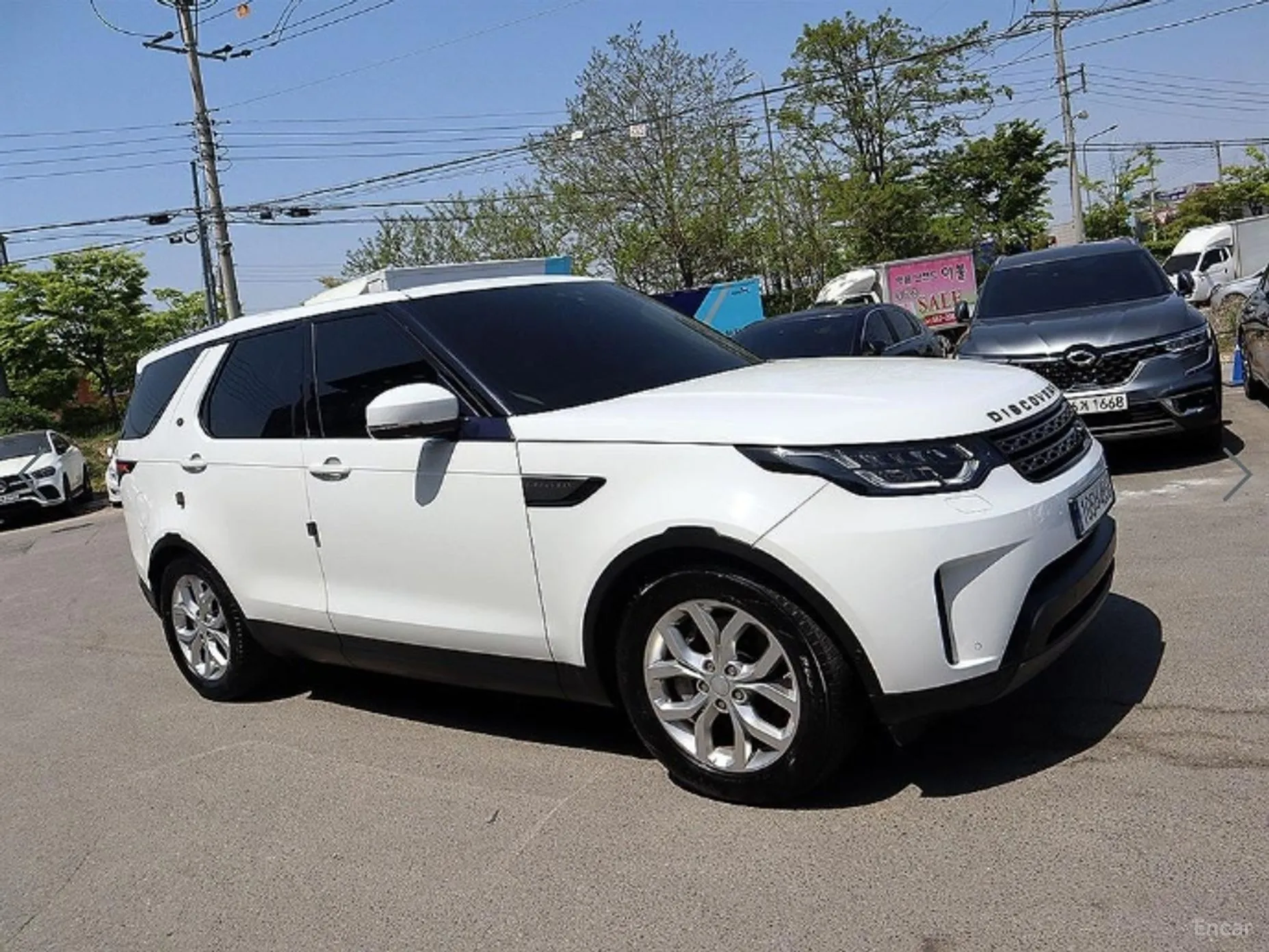 Land Rover Discovery 5 превью 20