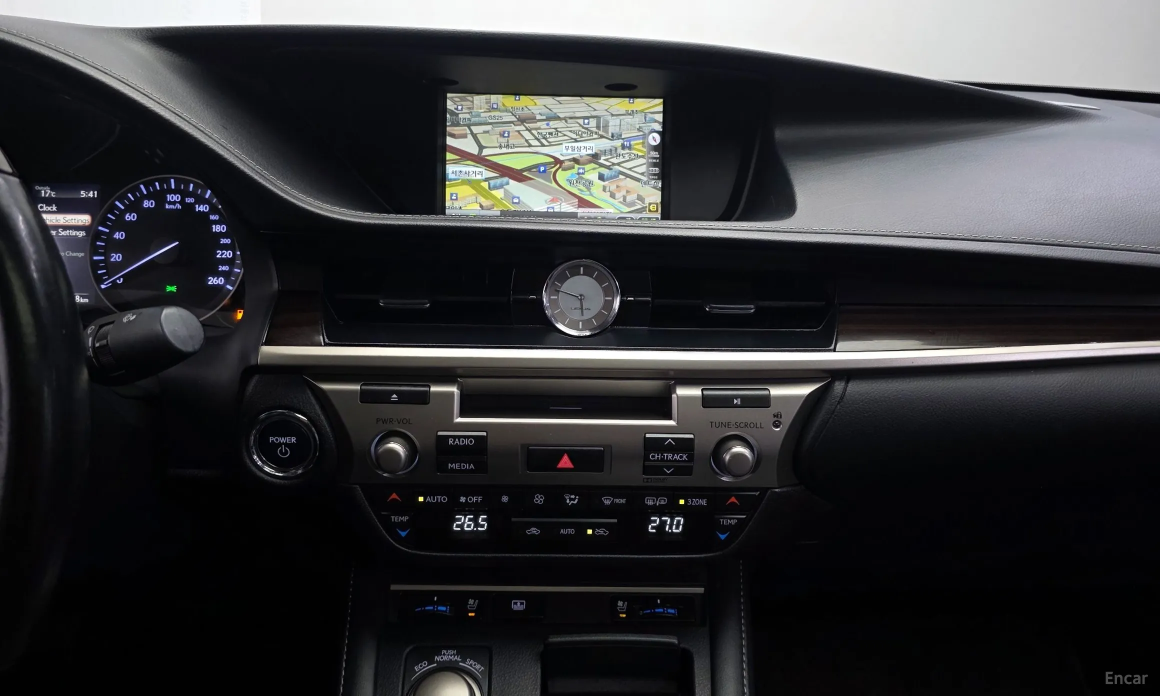 Lexus New ES300h превью 15