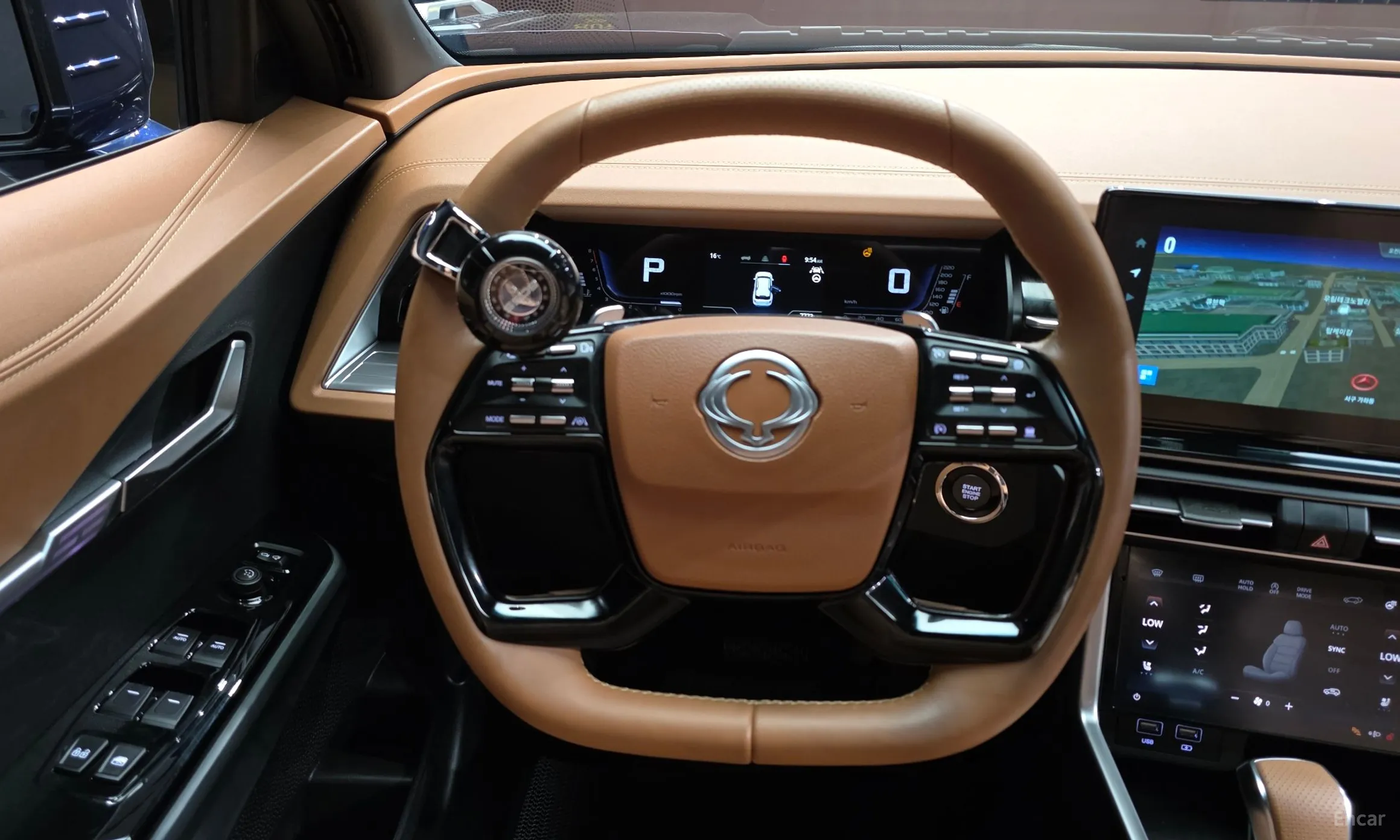 KG Mobility (SsangYong) Torres превью 13