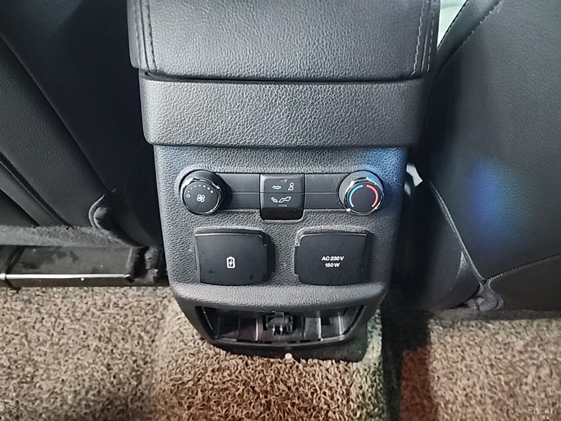 Ford Explorer превью 13