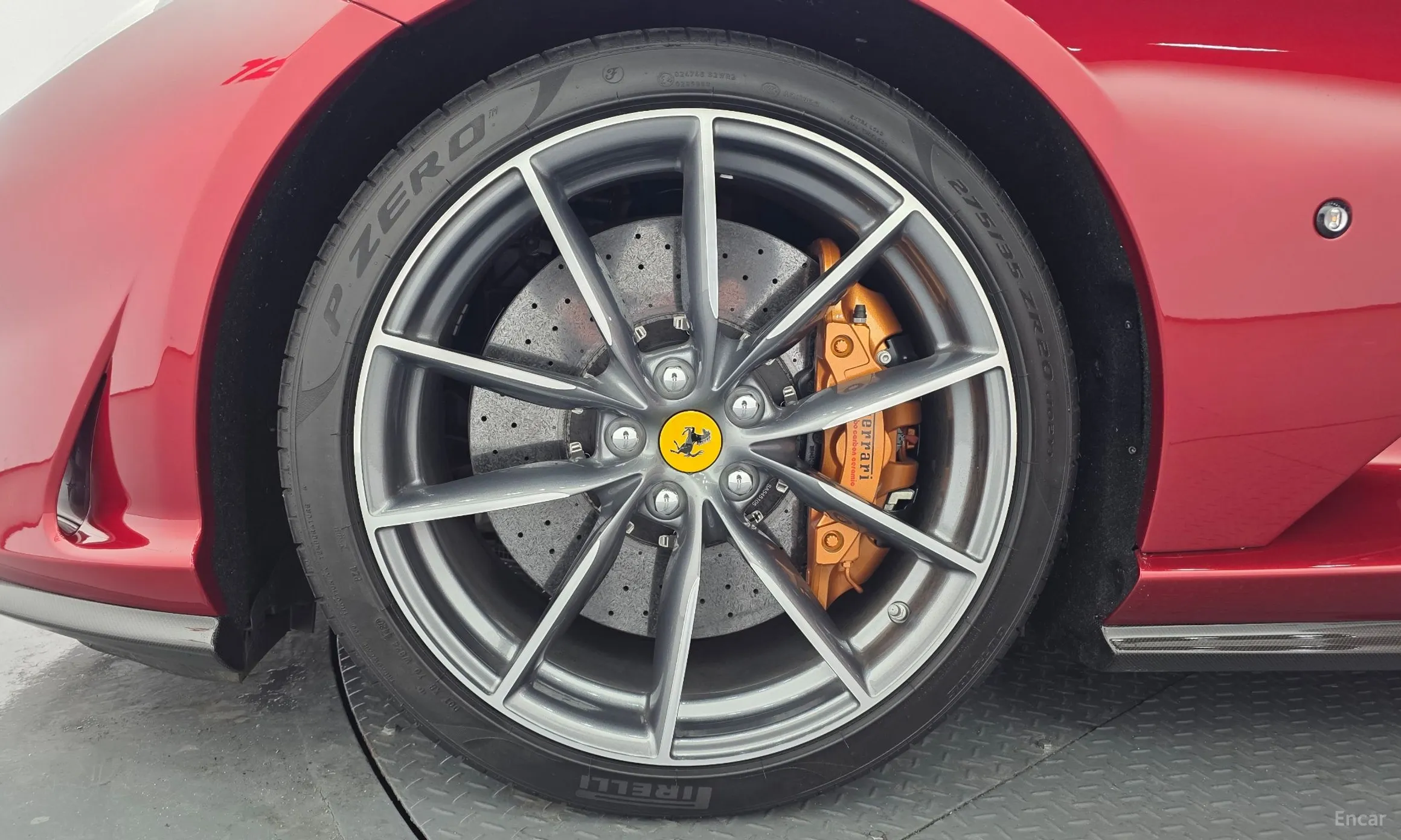 Ferrari 812 GTS превью 5