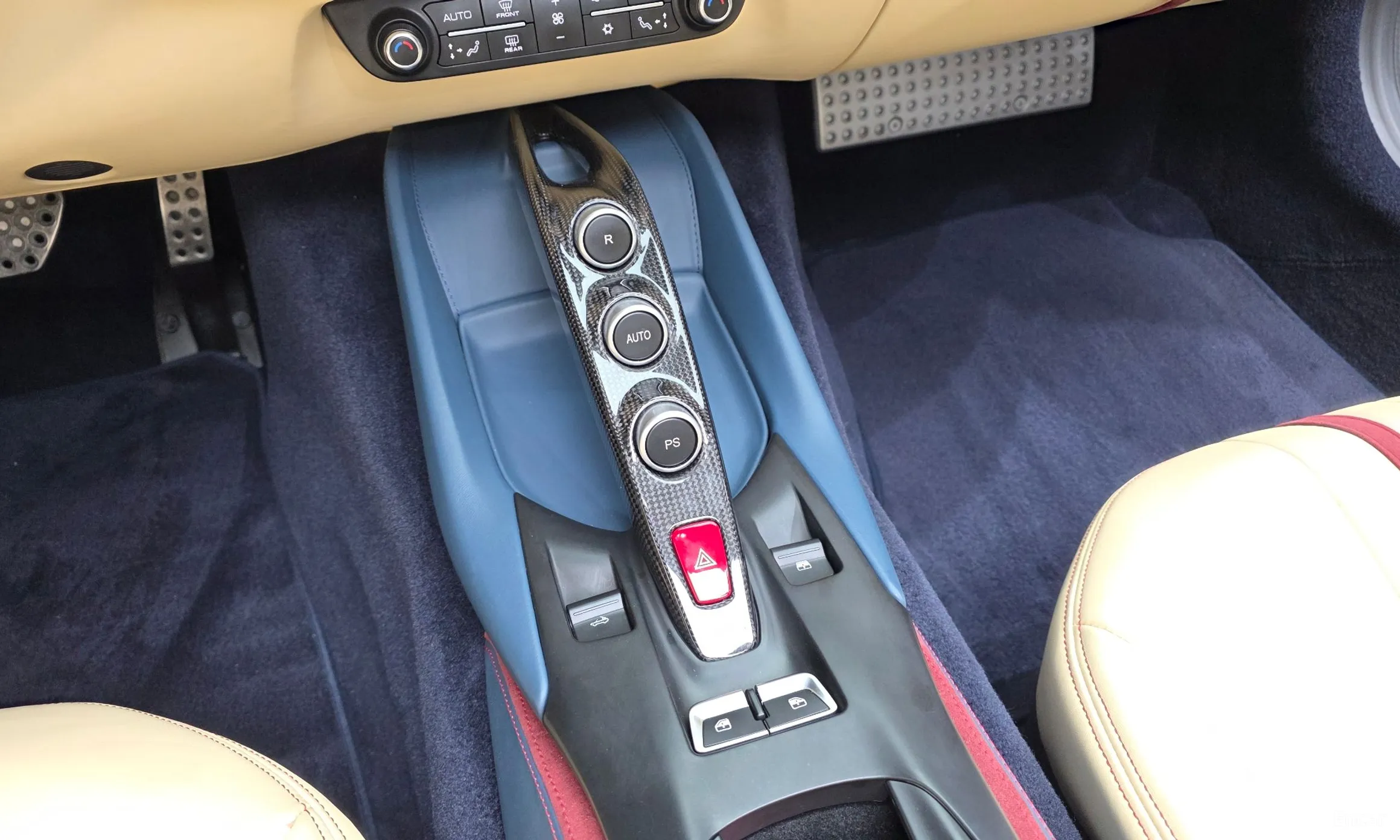 Ferrari 812 GTS превью 9