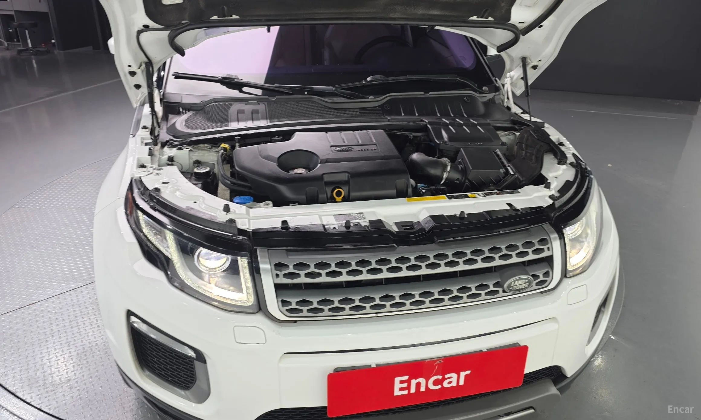 Land Rover Range Rover Evoque превью 6