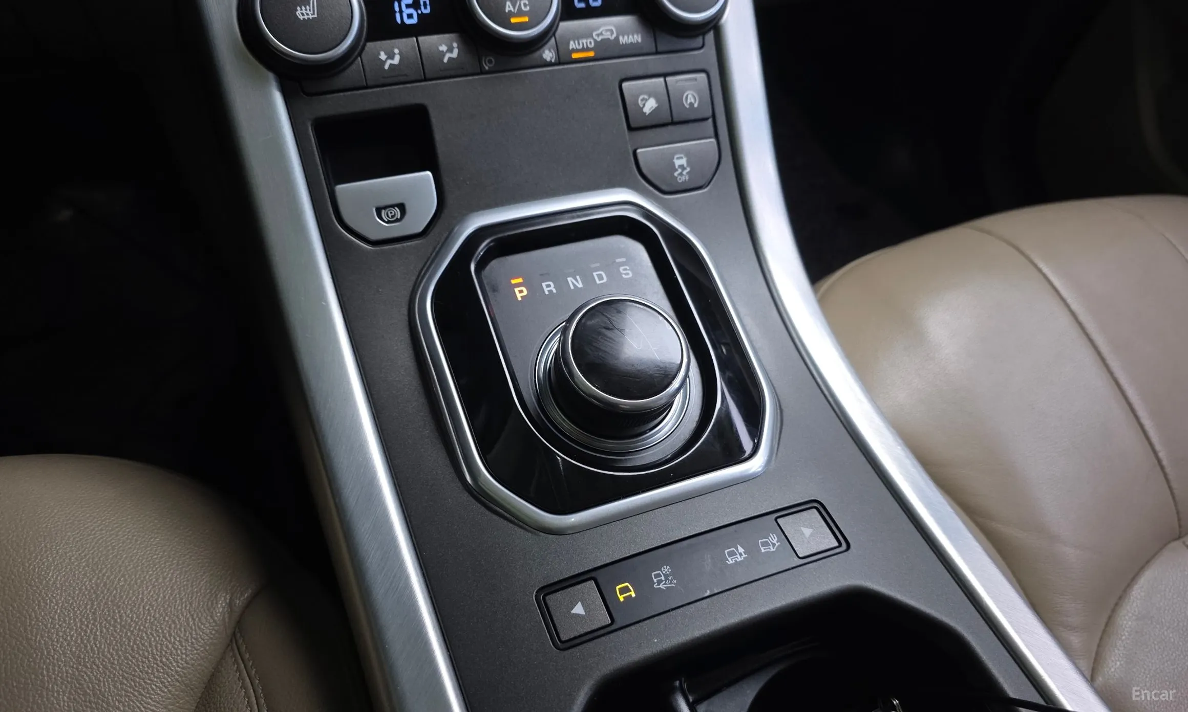 Land Rover Range Rover Evoque превью 9