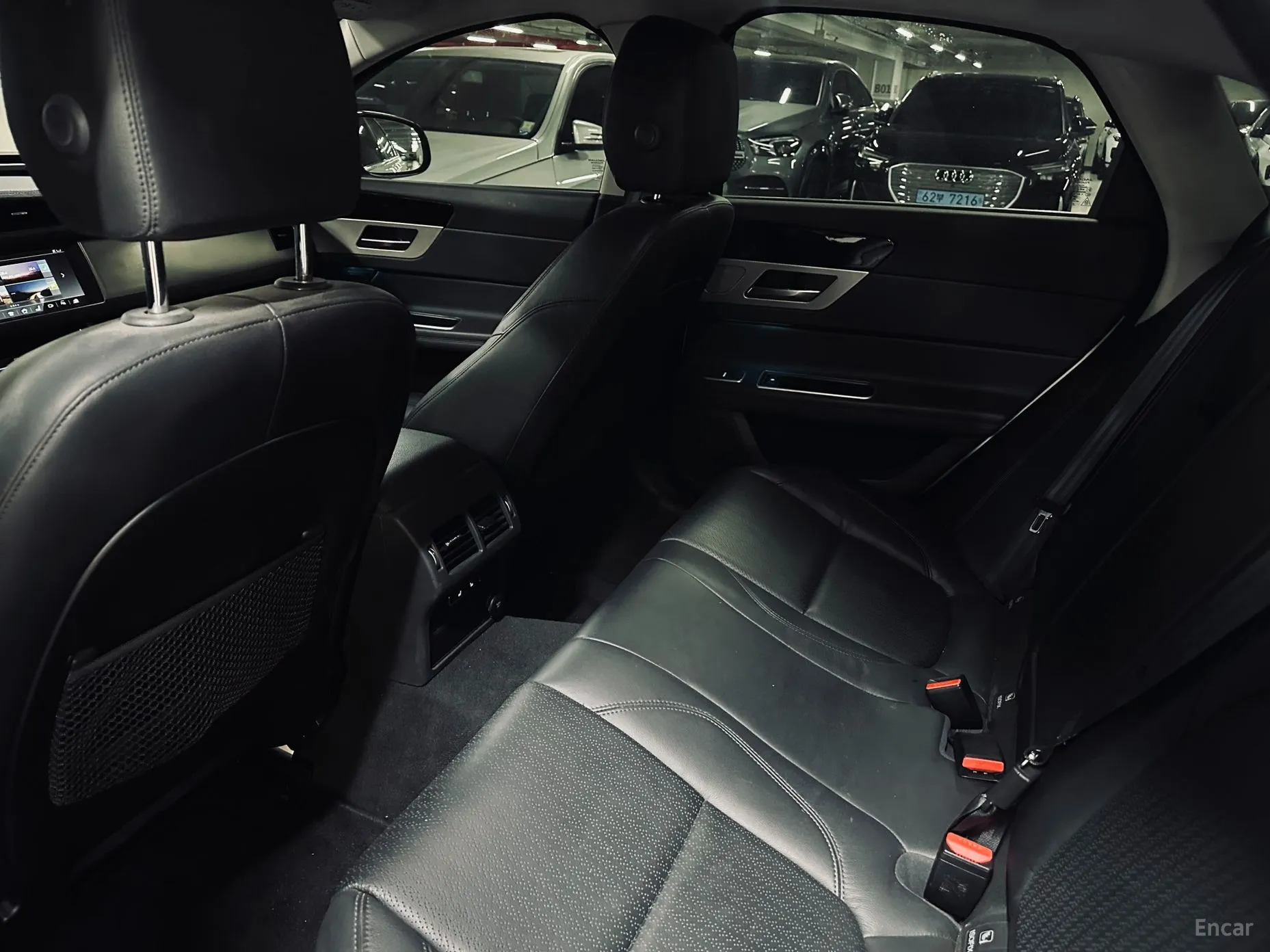 Jaguar XF (x260) превью 10