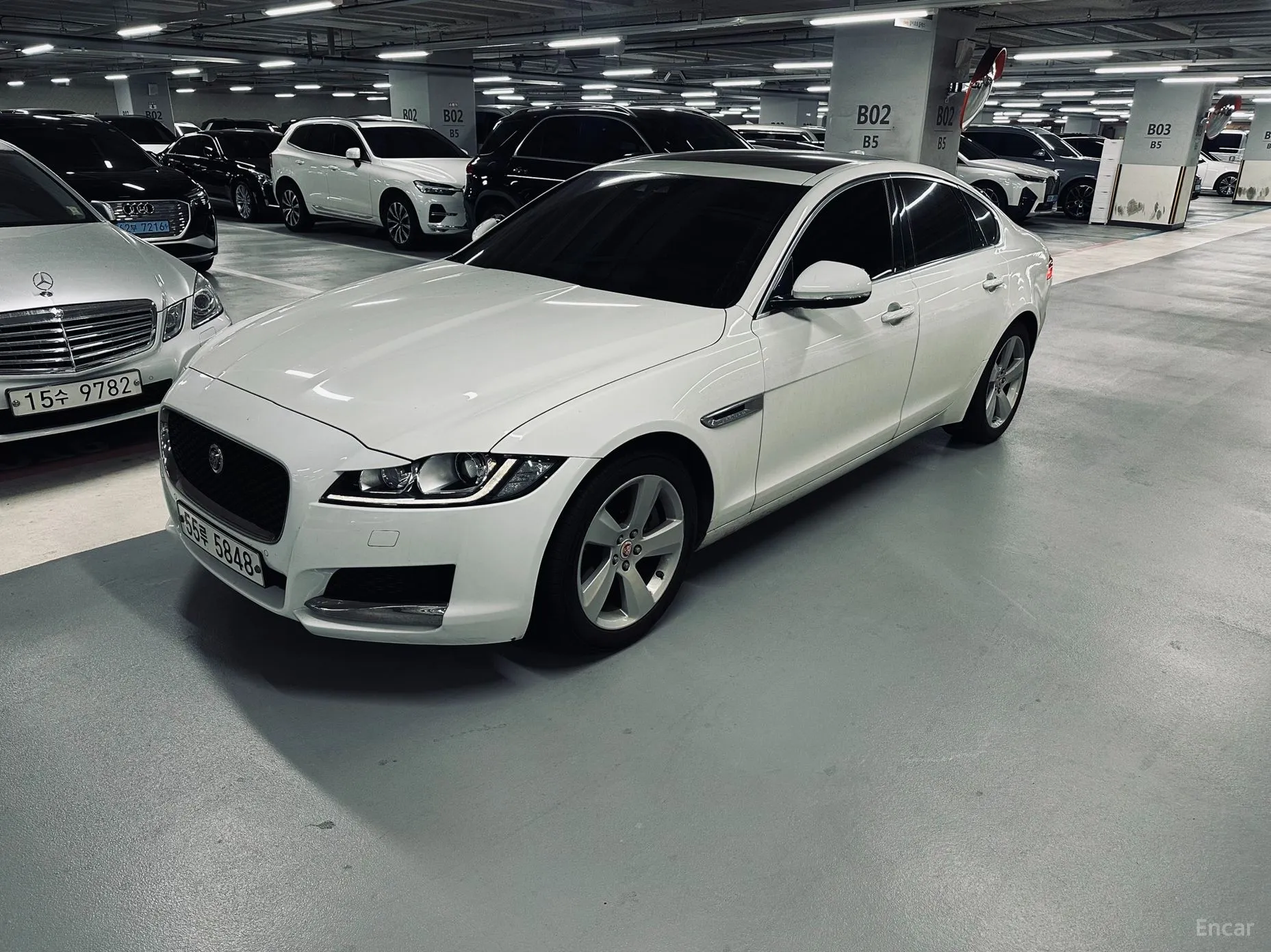Jaguar XF (x260) превью 19
