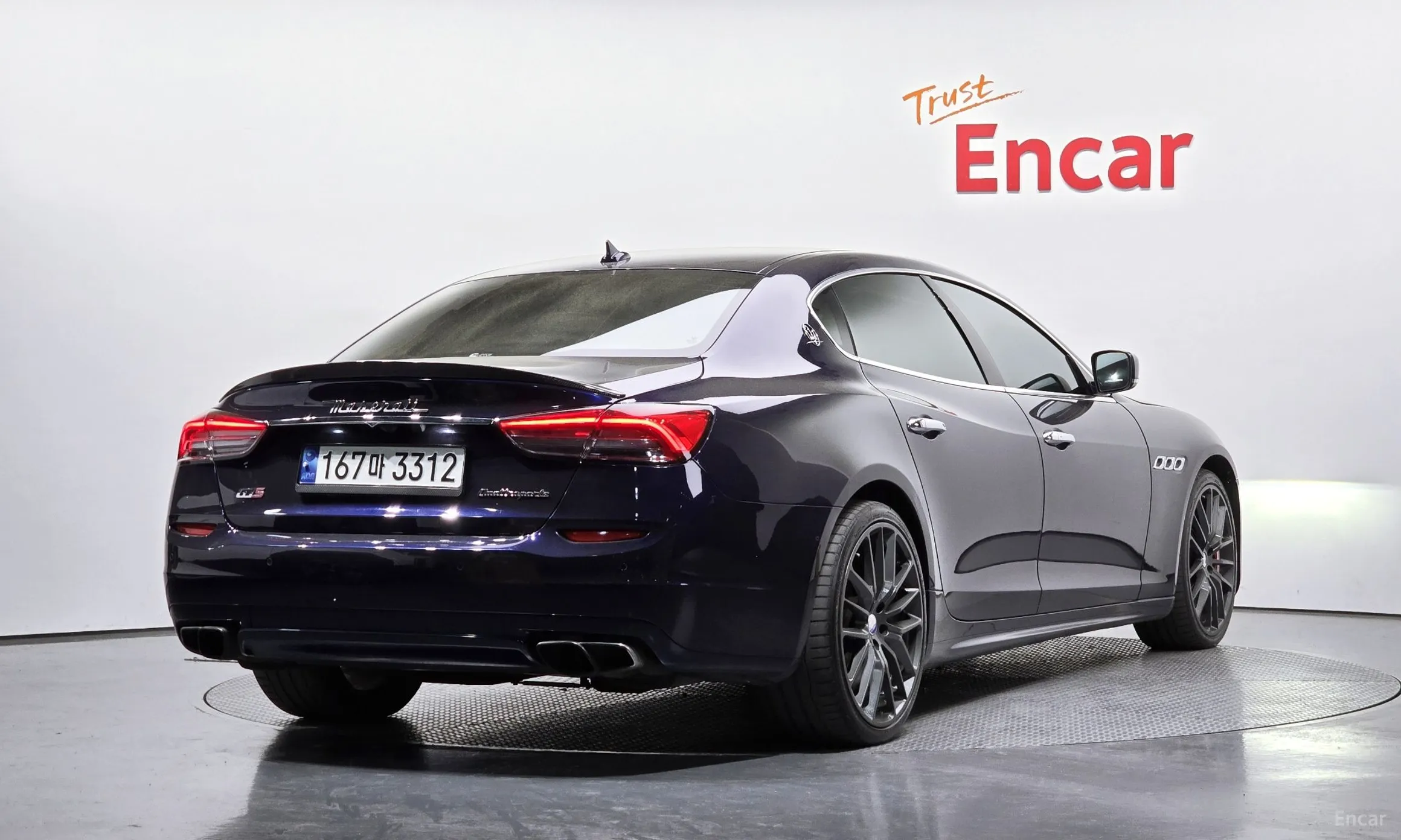 Maserati Quattroporte превью 2
