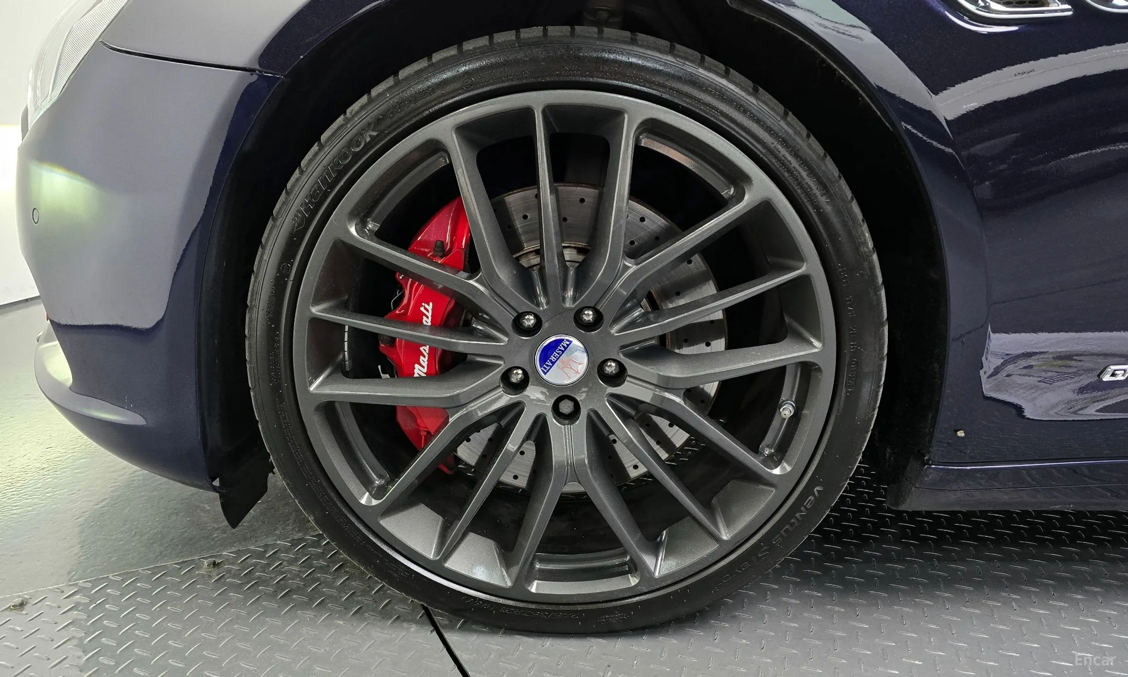 Maserati Quattroporte превью 5