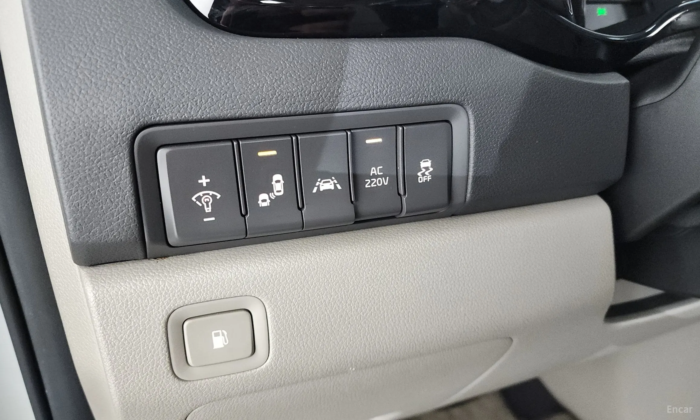 Kia Carnival превью 12