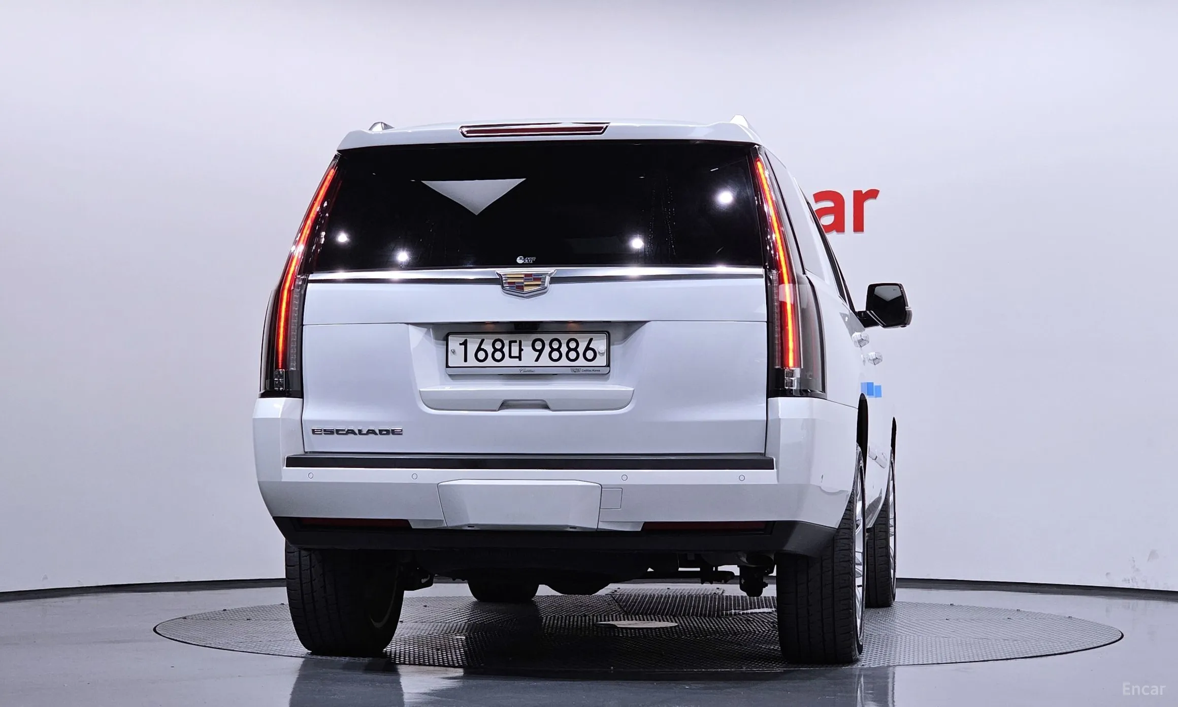 Cadillac Escalade превью 4