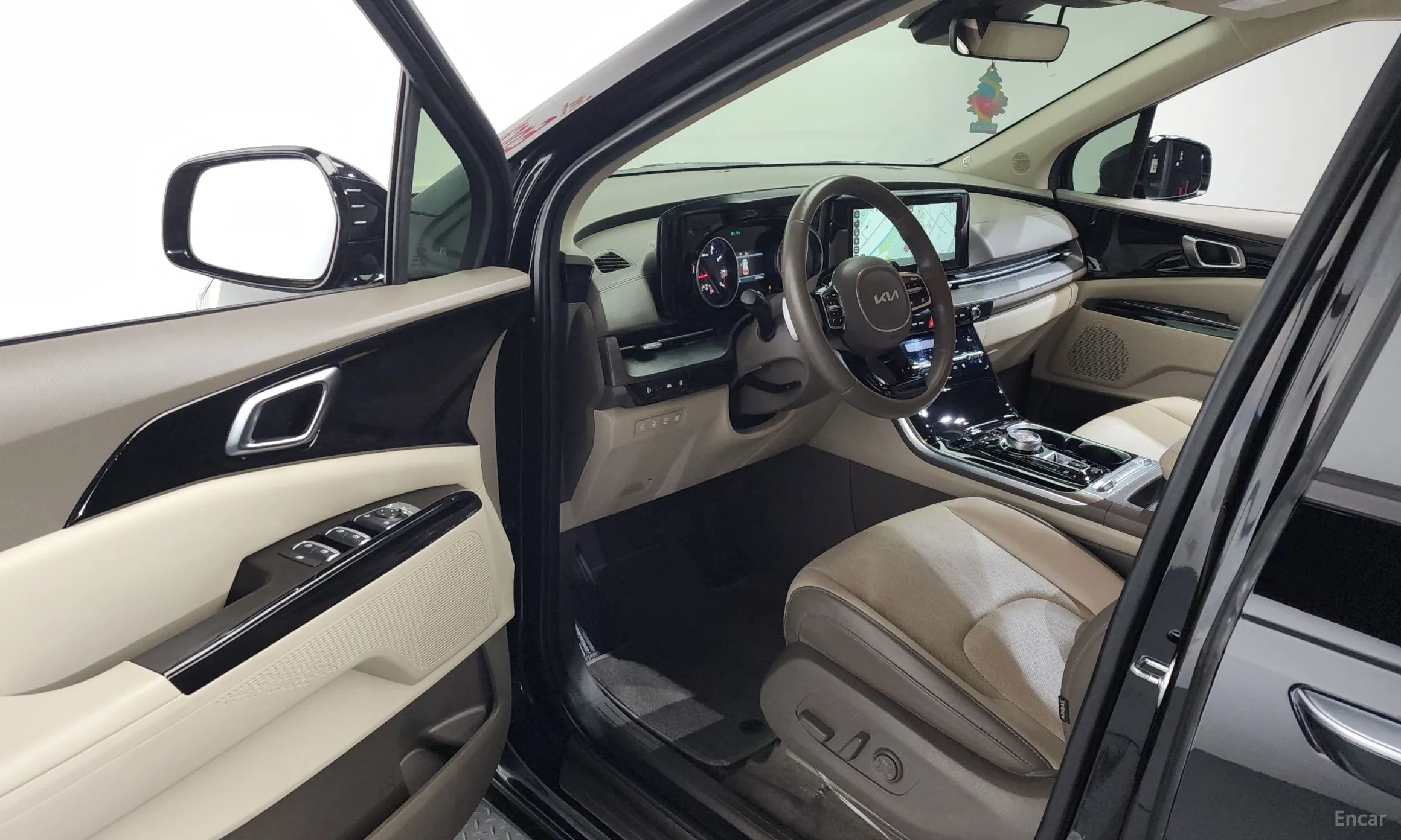Kia Carnival Gen 4 превью 10