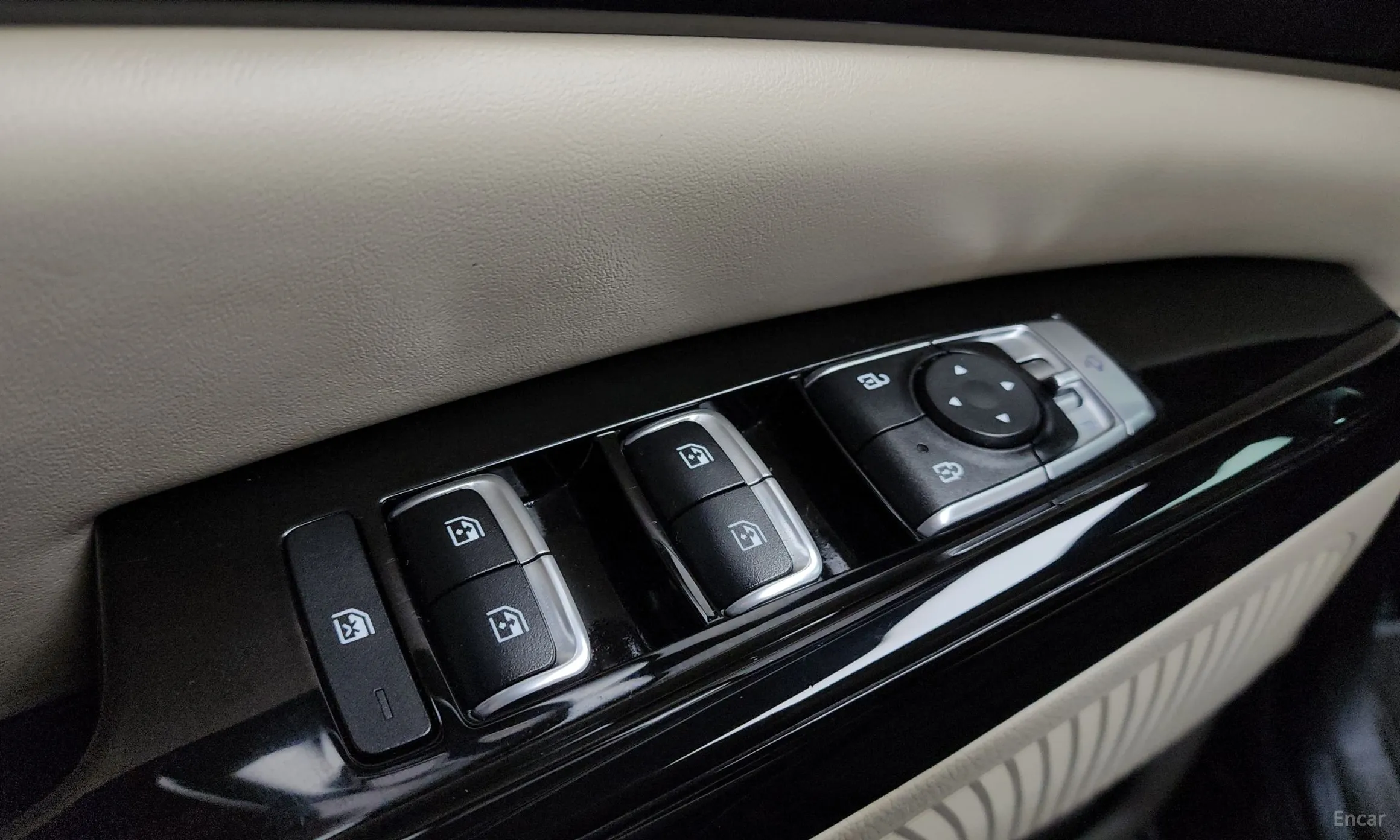 Kia Carnival Gen 4 превью 20
