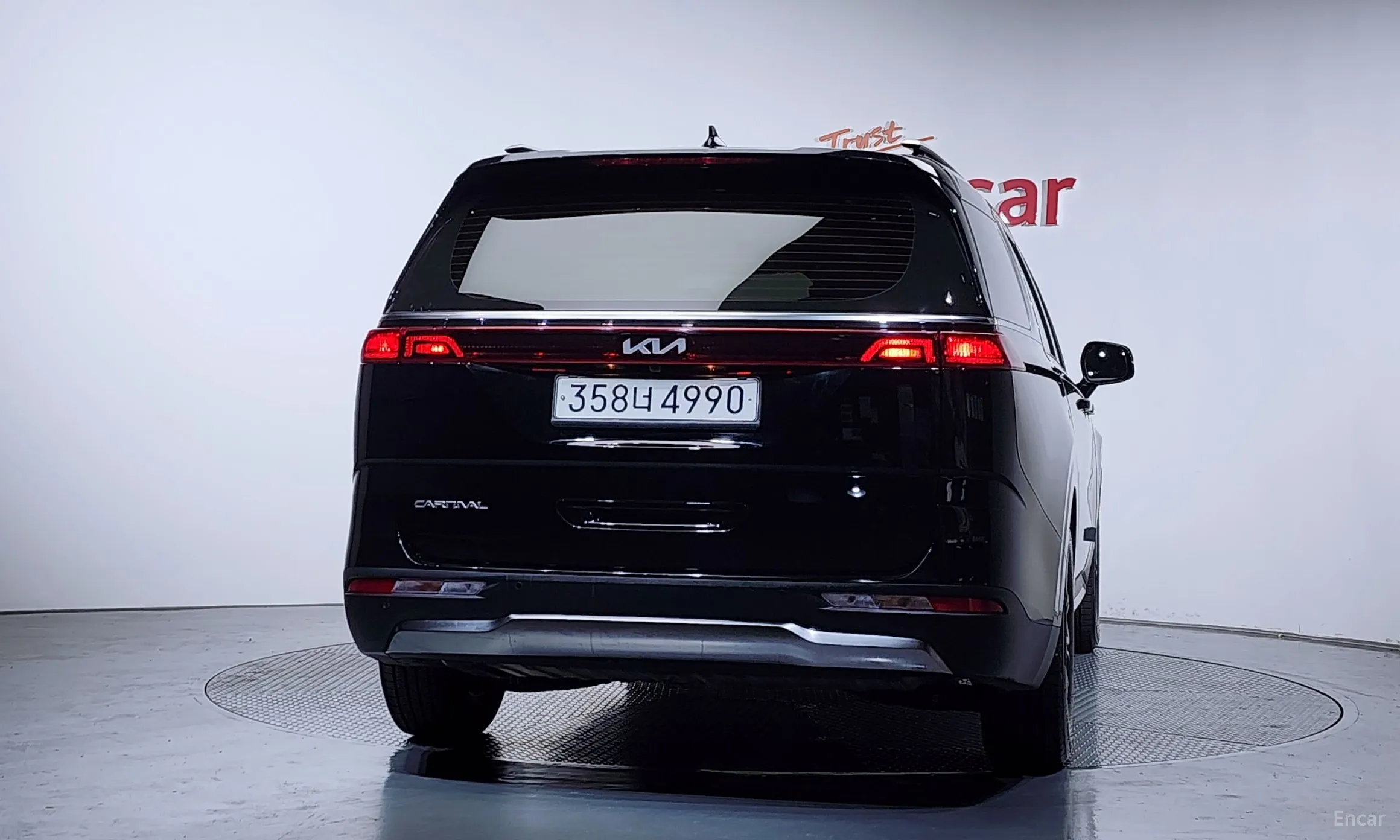 Kia Carnival Gen 4 превью 4
