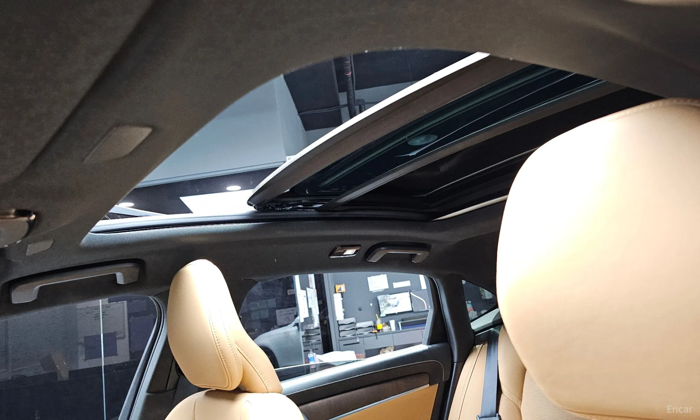 Volvo S90 превью 19
