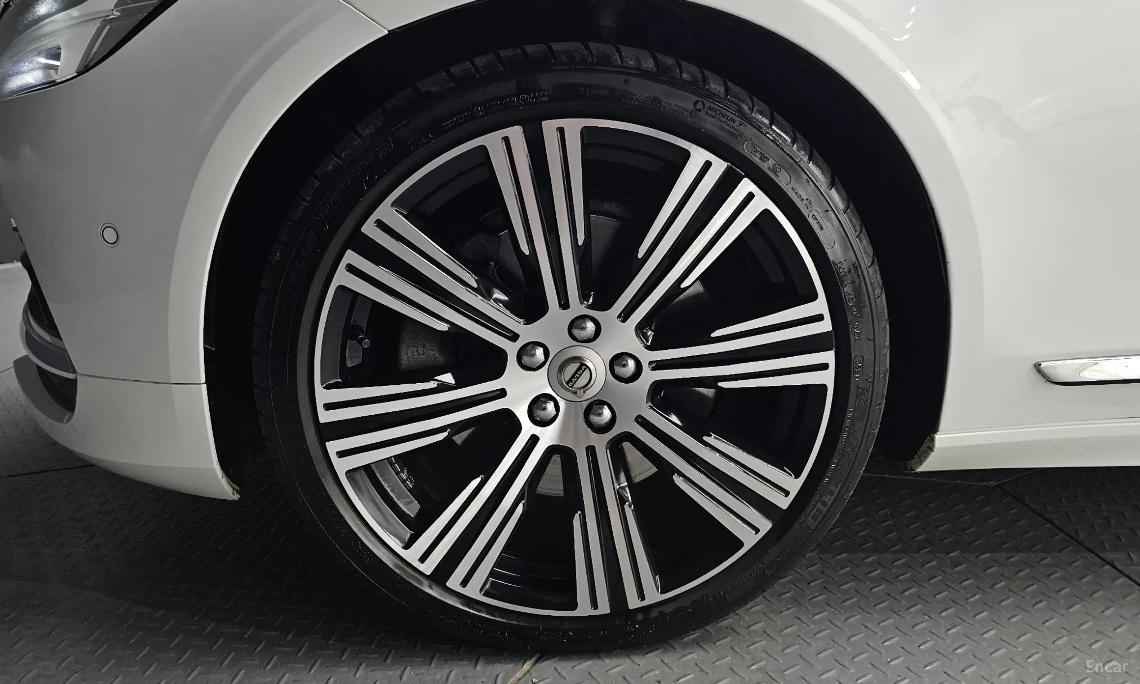 Volvo S90 превью 5