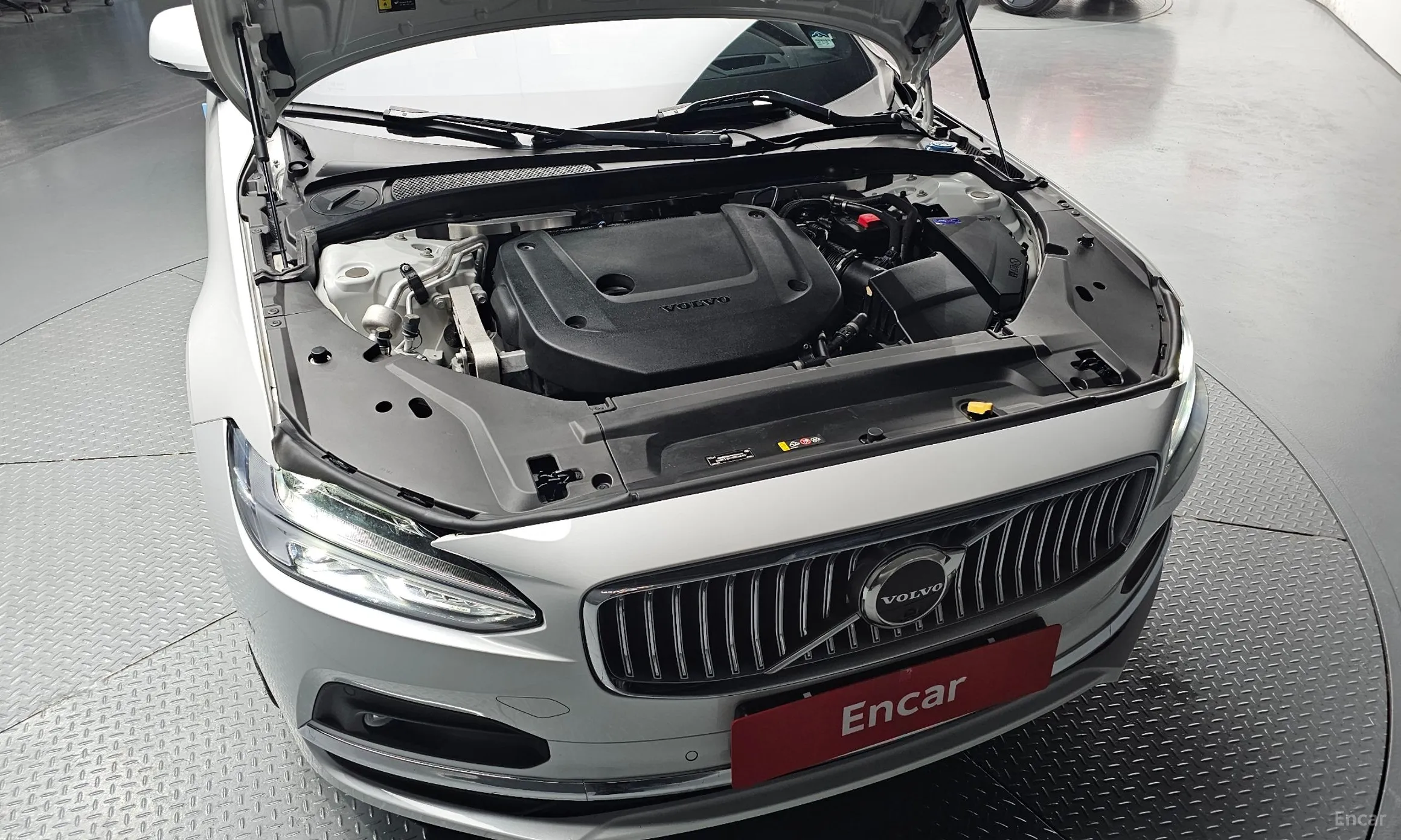 Volvo S90 превью 6