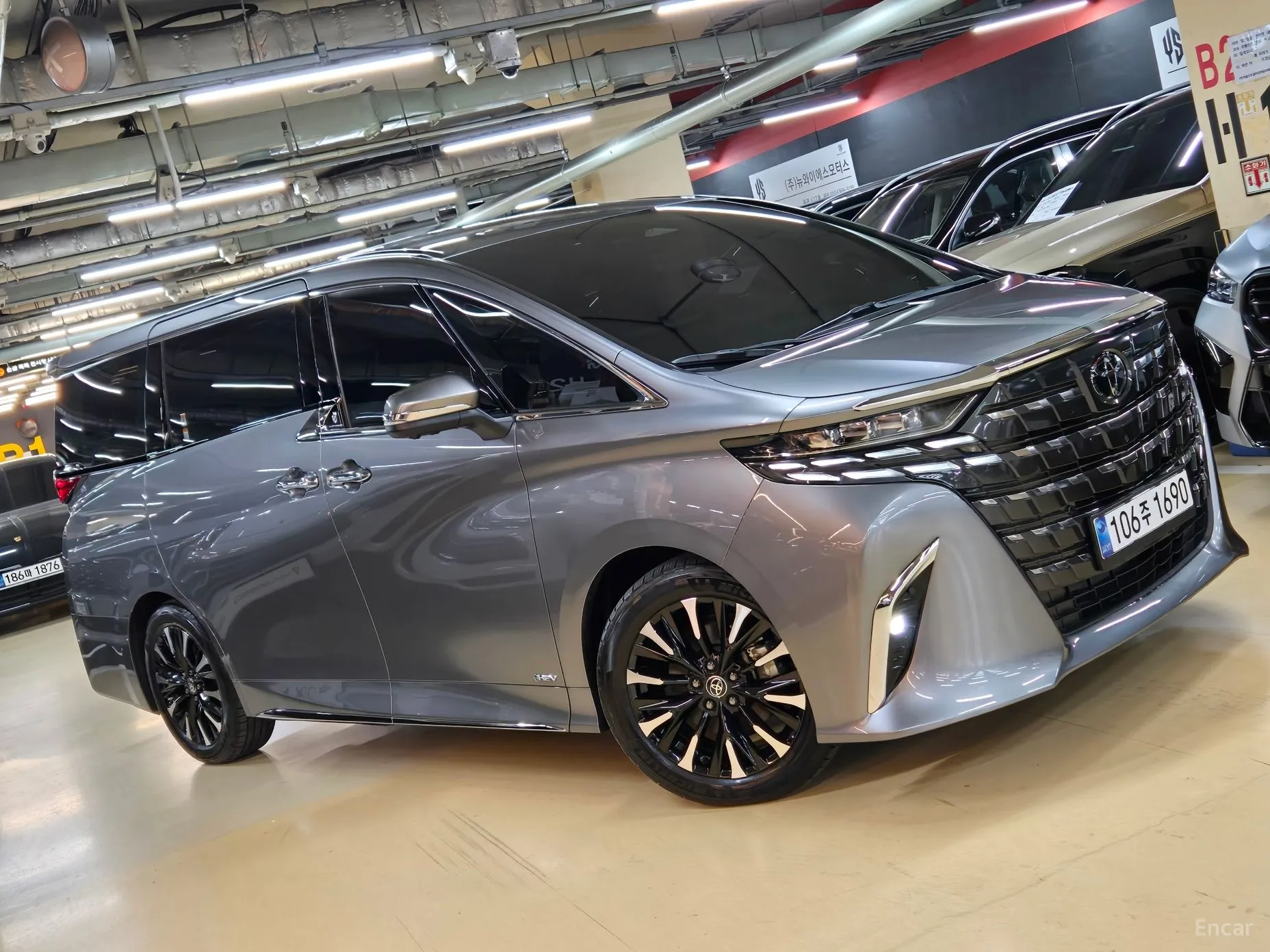 Toyota Alphard 4th Generation превью 20