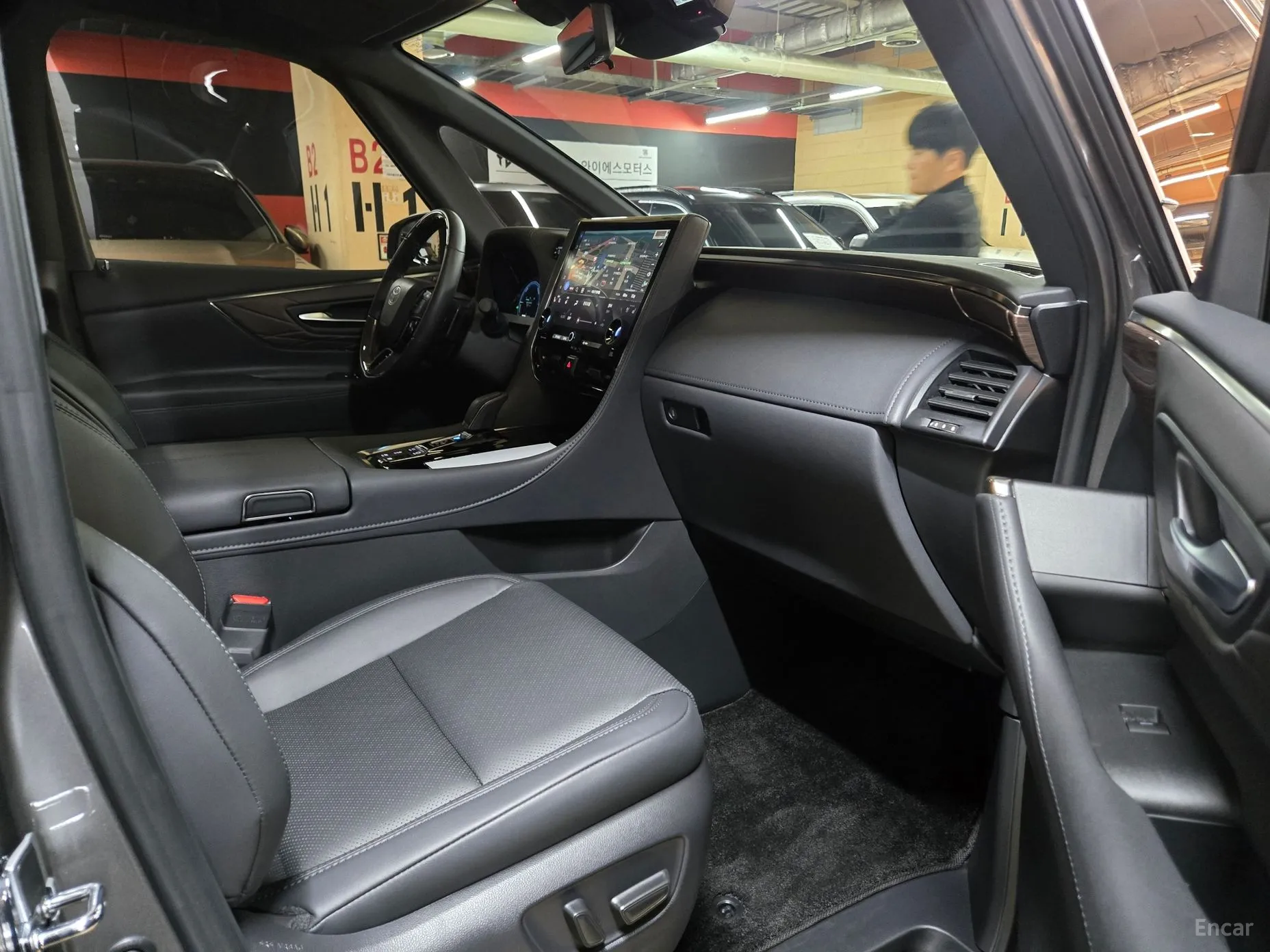 Toyota Alphard 4th Generation превью 6