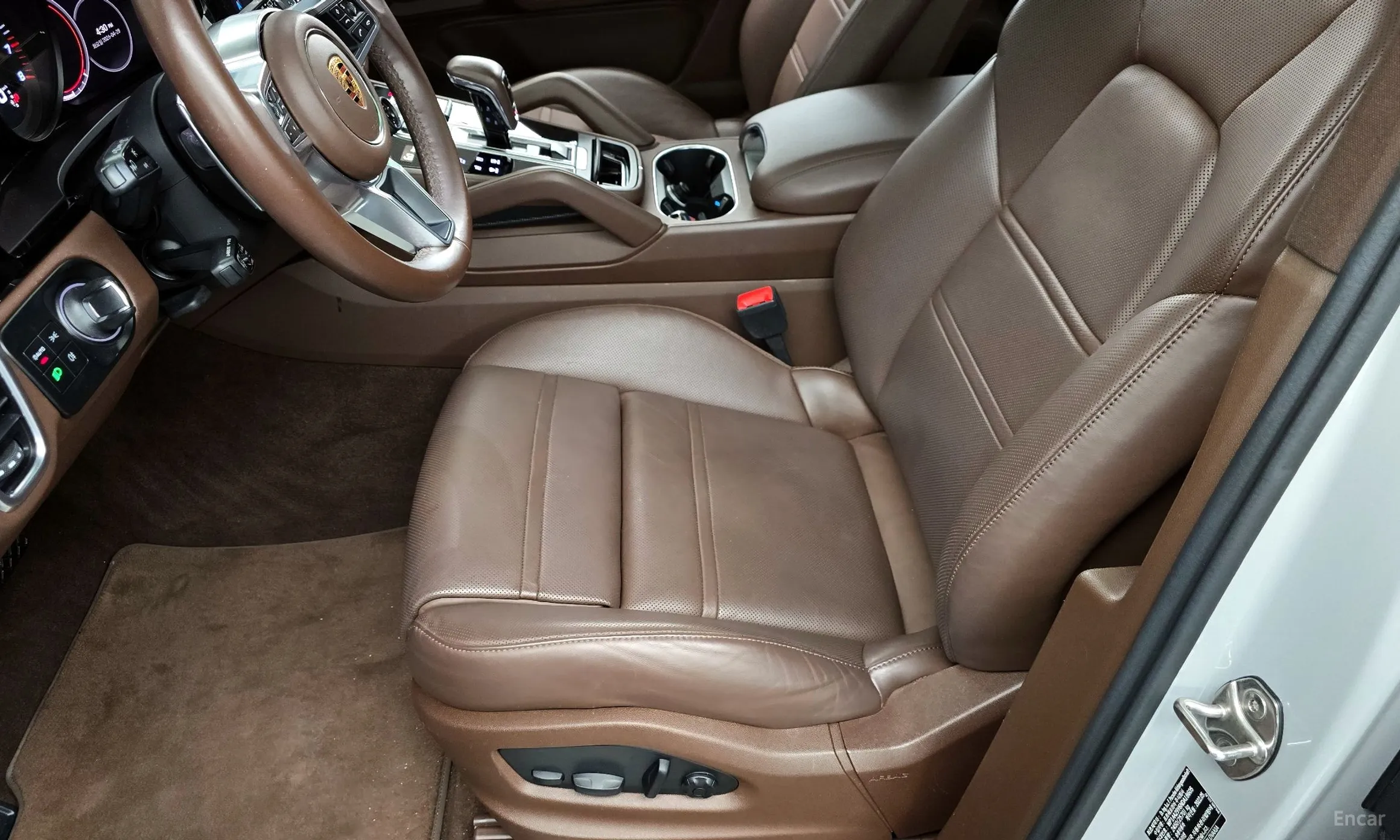 Porsche Cayenne (PO536) превью 18