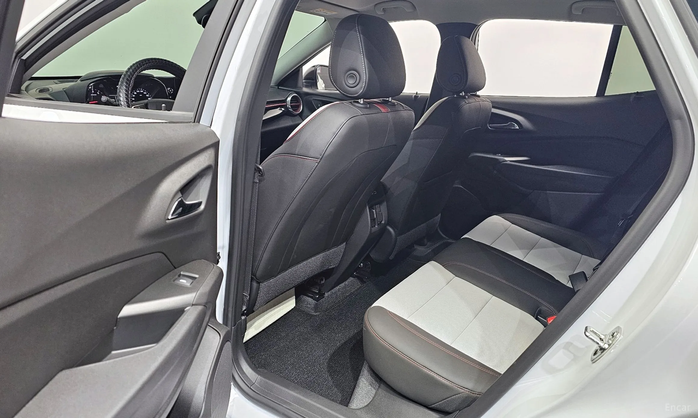 Chevrolet (GM Daewoo) Trax Crossover превью 12